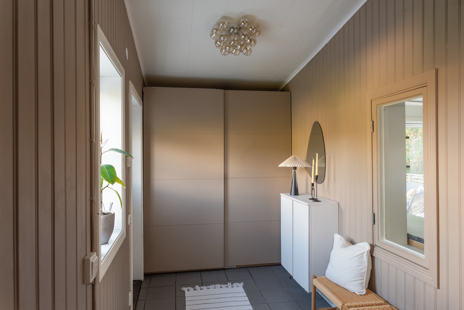 Bostadsbild från Östjädravägen 9, Såld i Dingtuna, Västerås