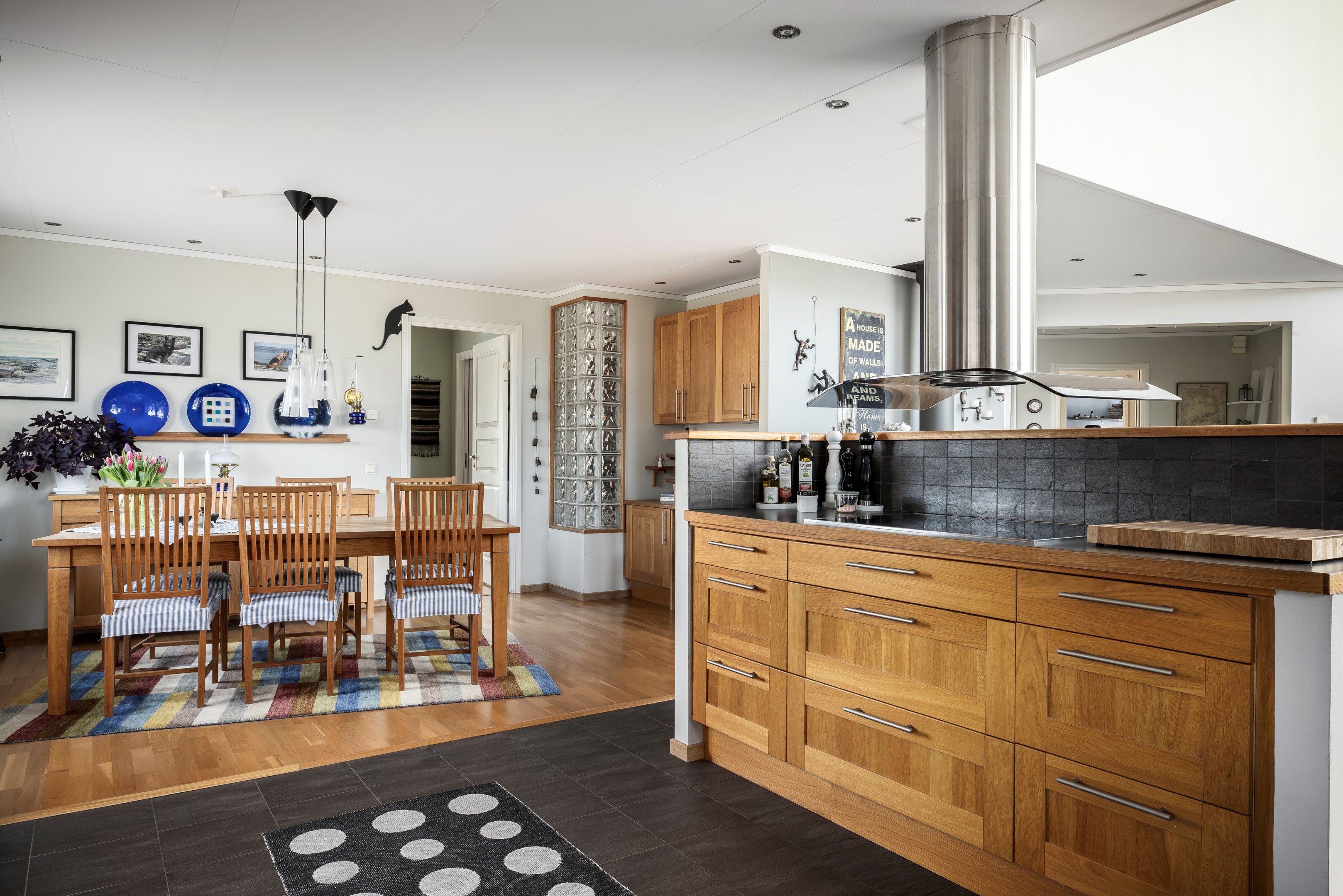 Bostadsbild från Sommarvägen 10A, Såld i Björknäs, Nacka