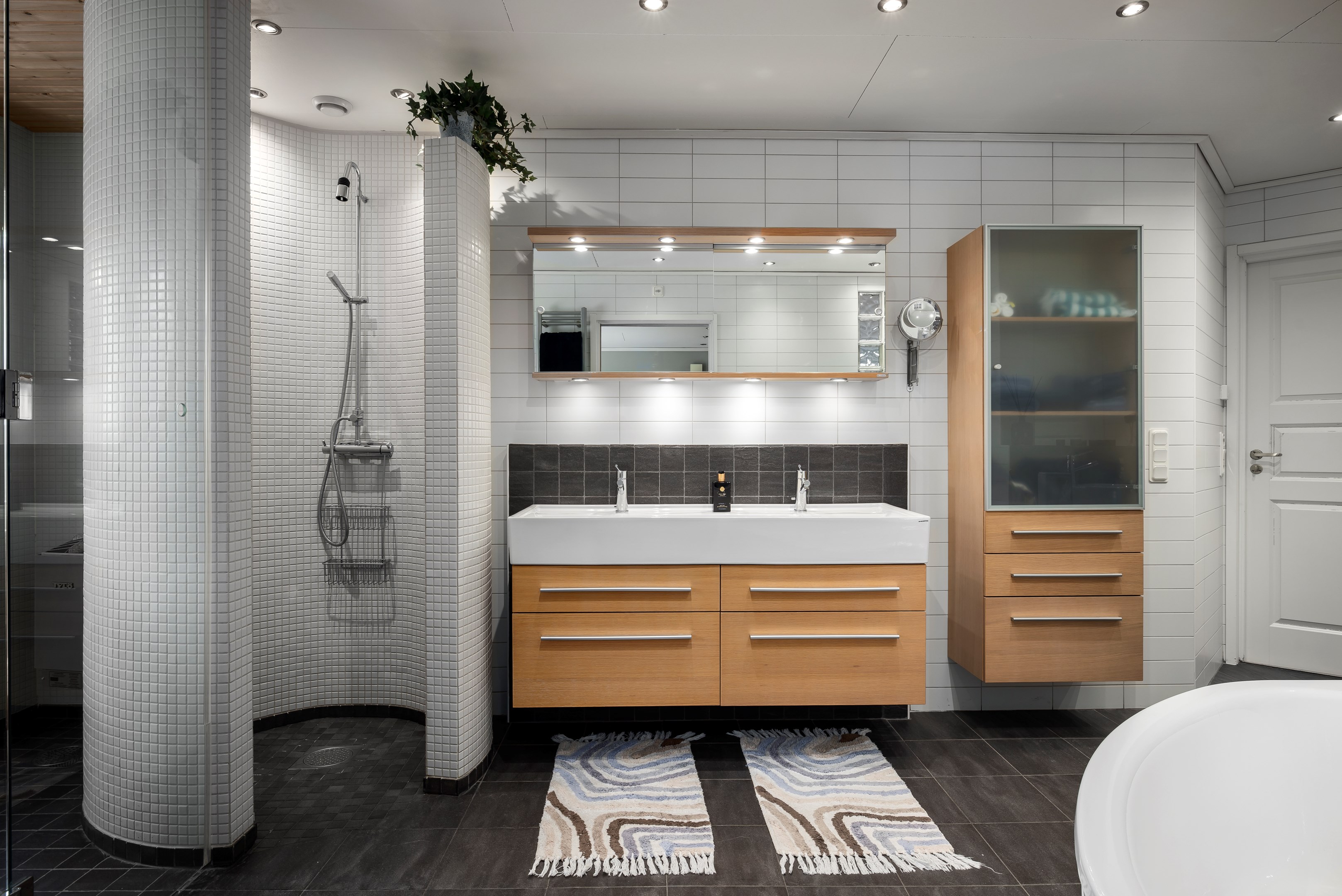 Bostadsbild från Sommarvägen 10A, Såld i Björknäs, Nacka