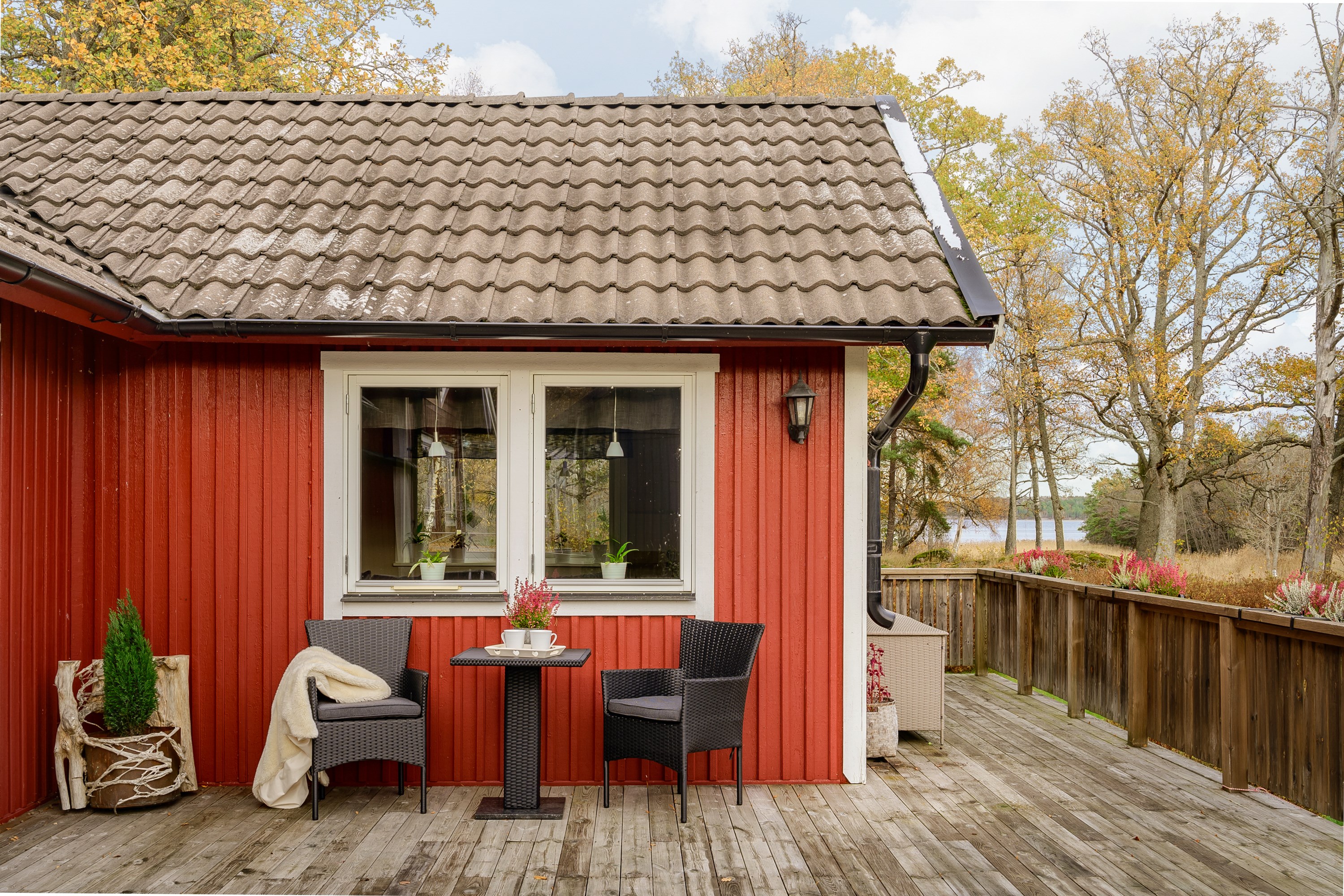 Bostadsbild från Fågelsångsvägen 19, Såld i Bullandö, Värmdö