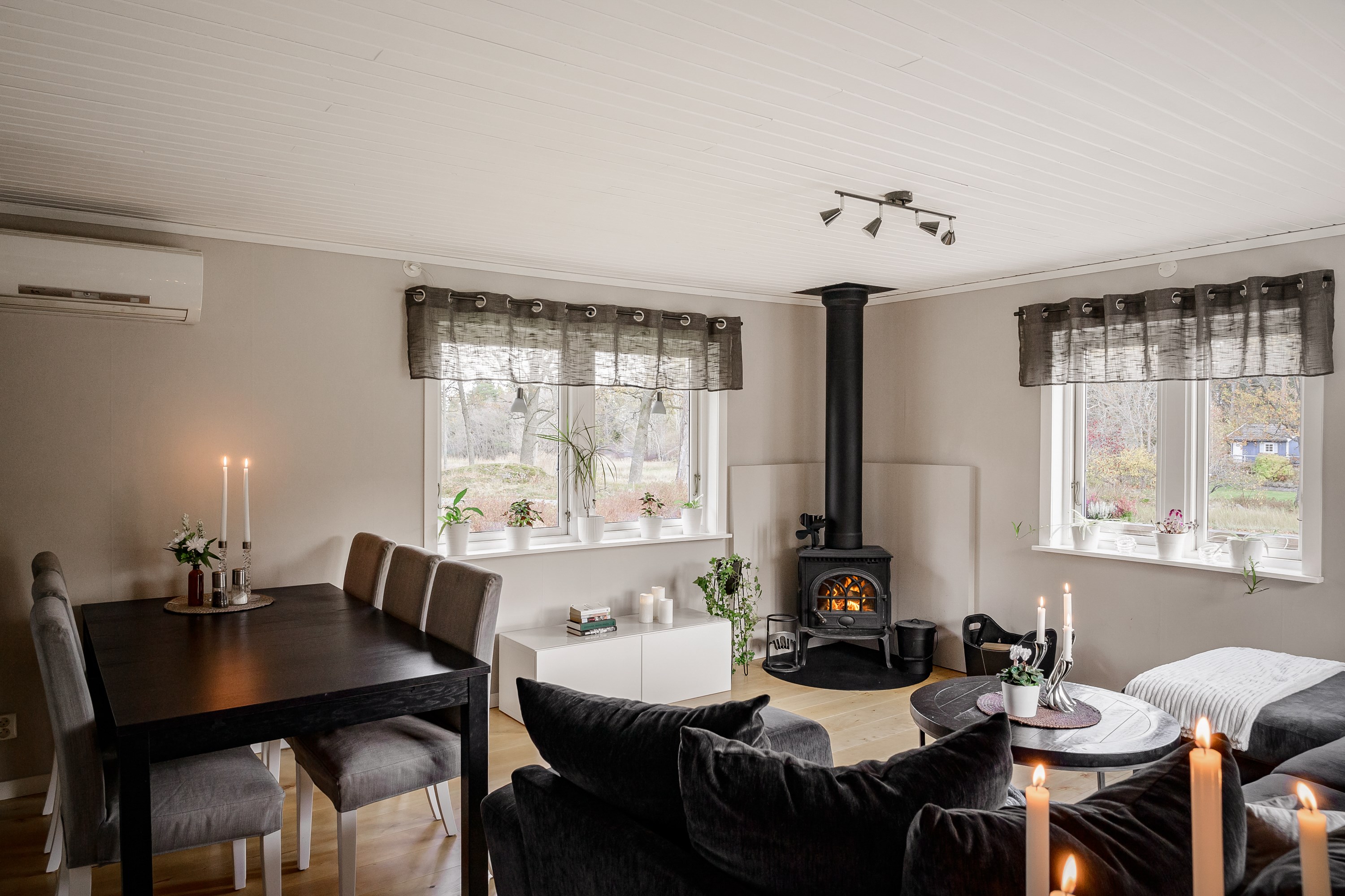 Bostadsbild från Fågelsångsvägen 19, Såld i Bullandö, Värmdö