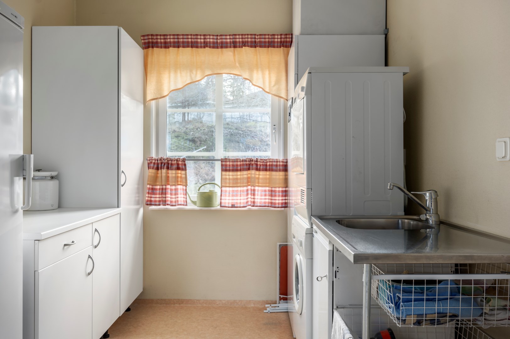 Bostadsbild från Uttervägen 11, Såld i Insjön, Nacka