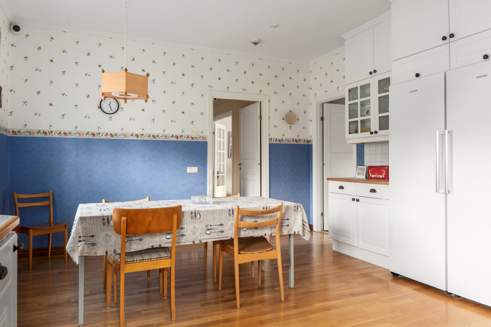 Bostadsbild från Uttervägen 11, Såld i Insjön, Nacka