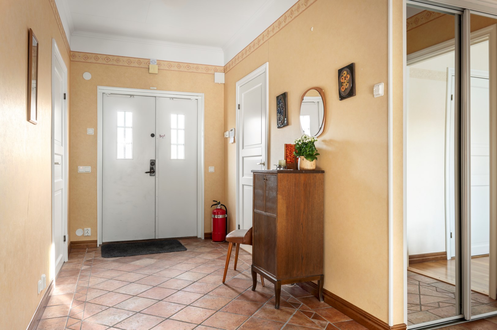 Bostadsbild från Uttervägen 11, Såld i Insjön, Nacka