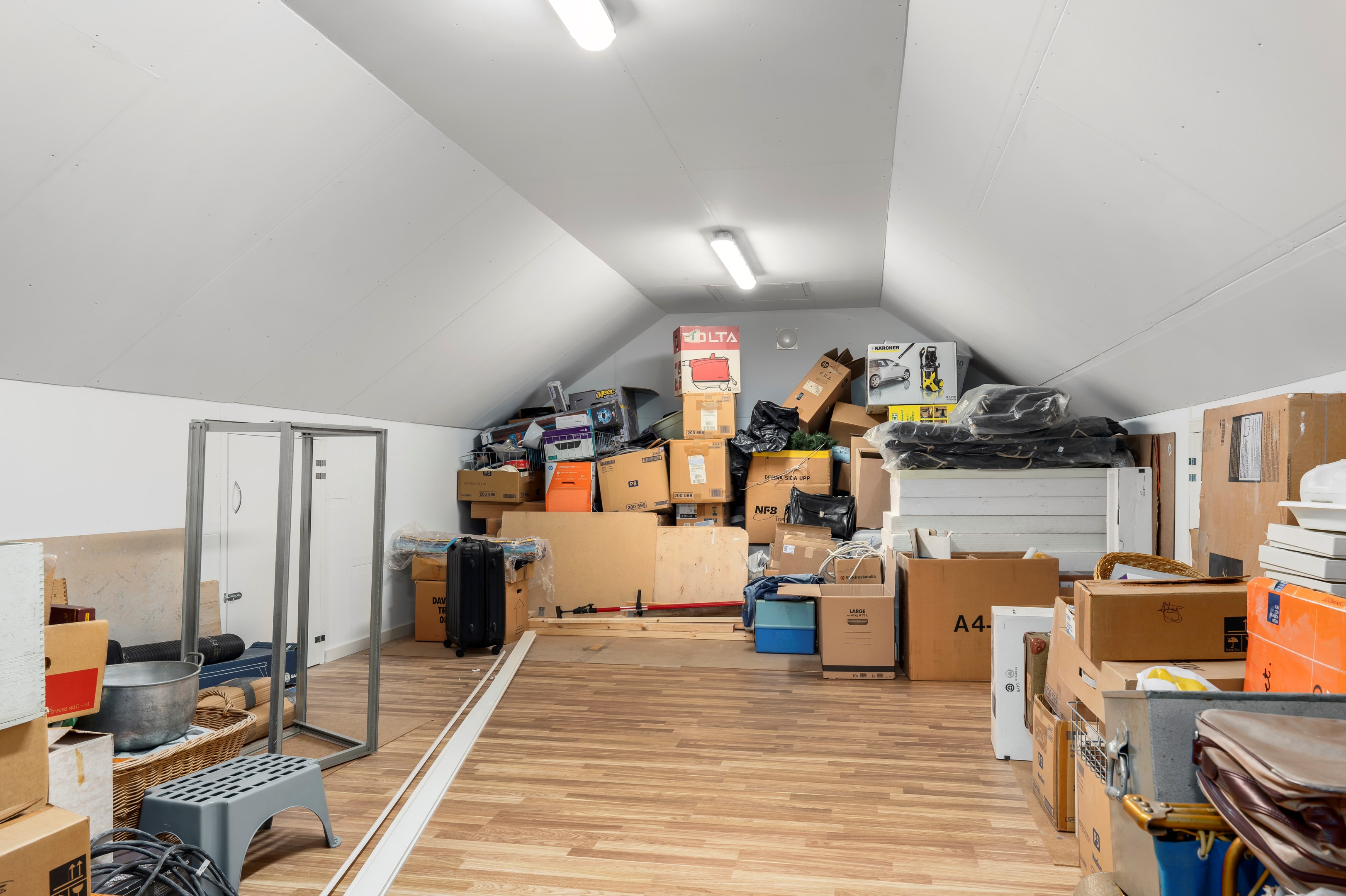 Bostadsbild från Uttervägen 11, Såld i Insjön, Nacka