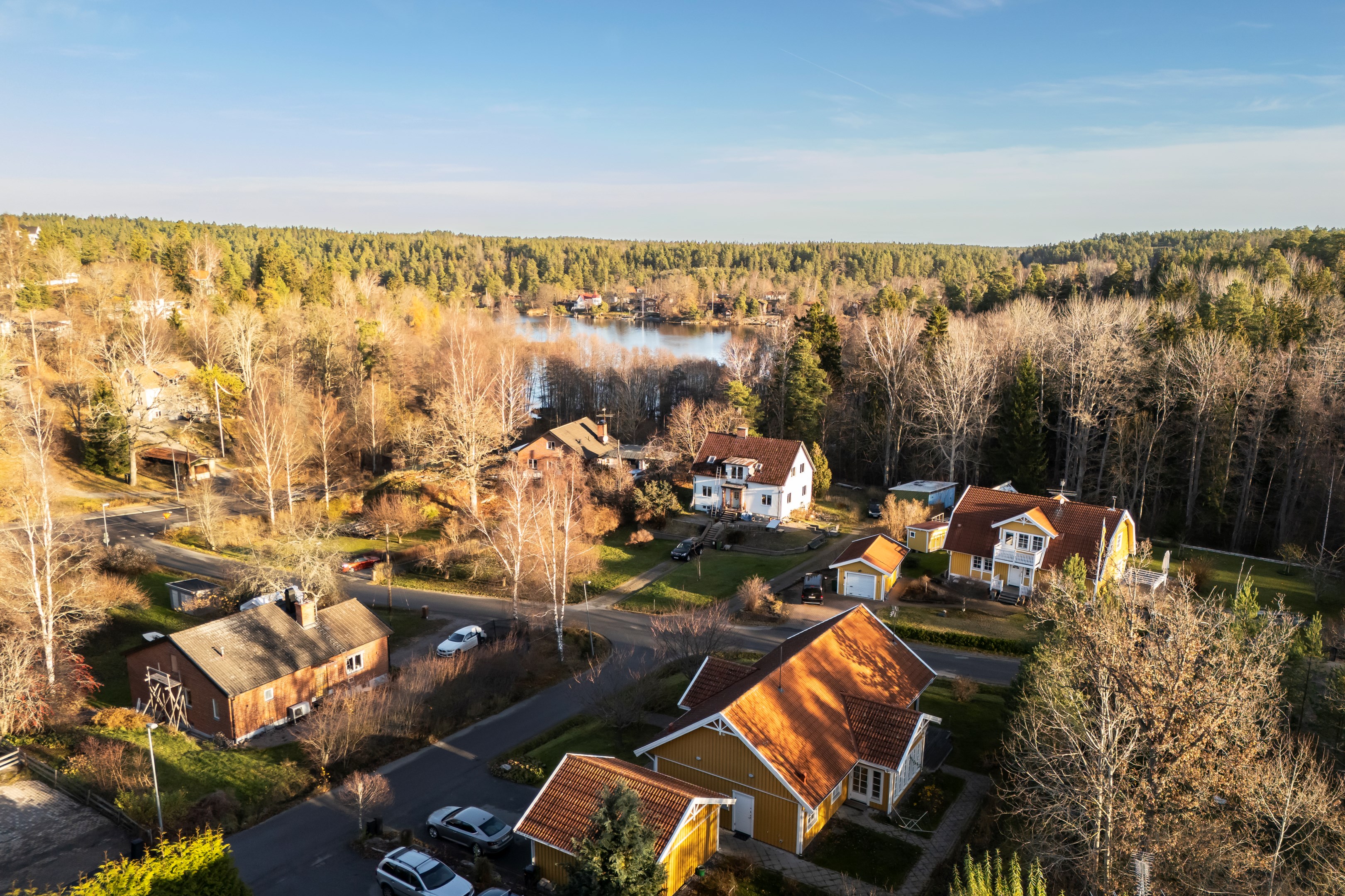 Bostadsbild från Uttervägen 11, Såld i Insjön, Nacka