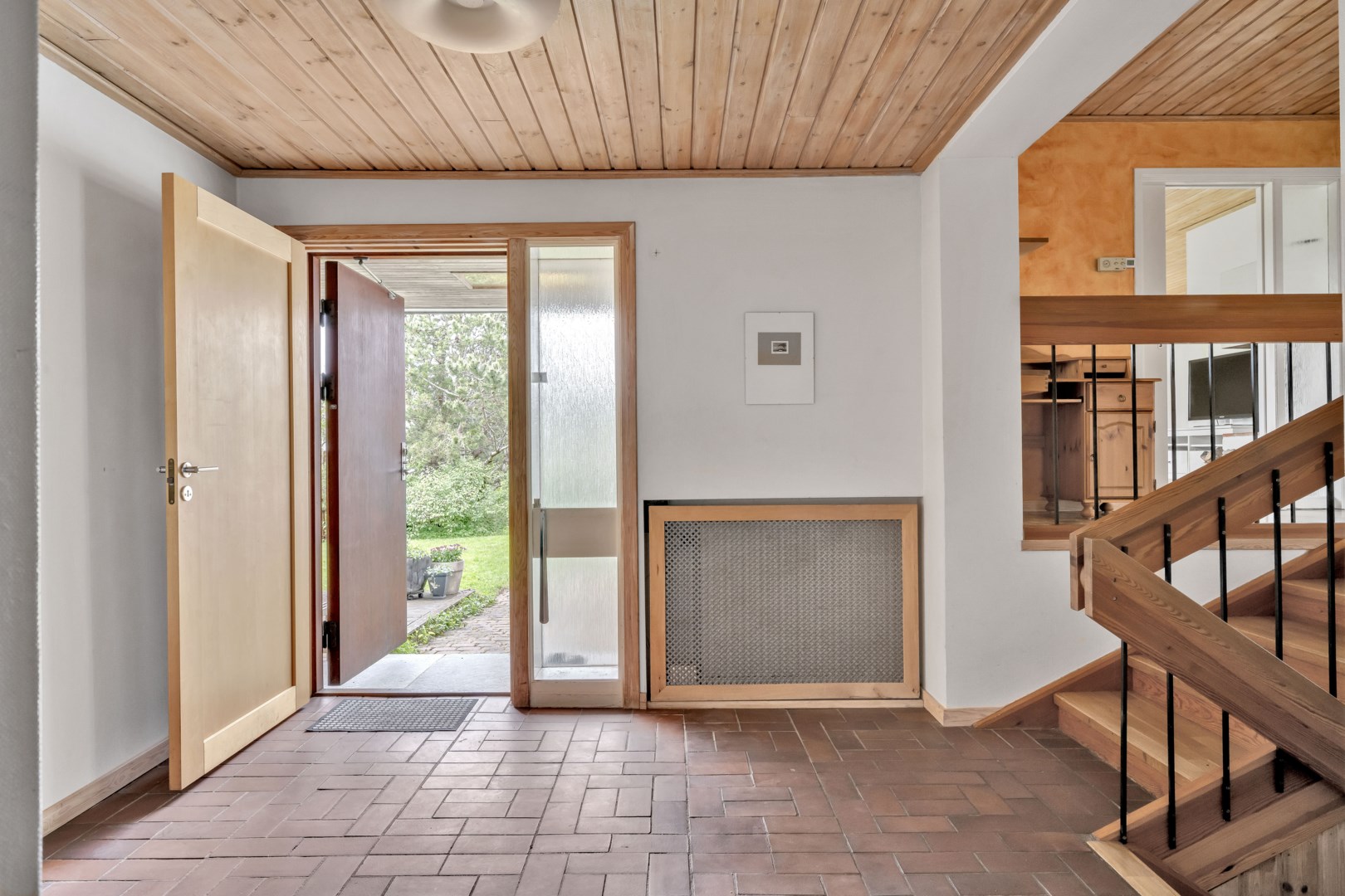 Bostadsbild från Robertsvägen 1, Såld i Berthåga, Uppsala