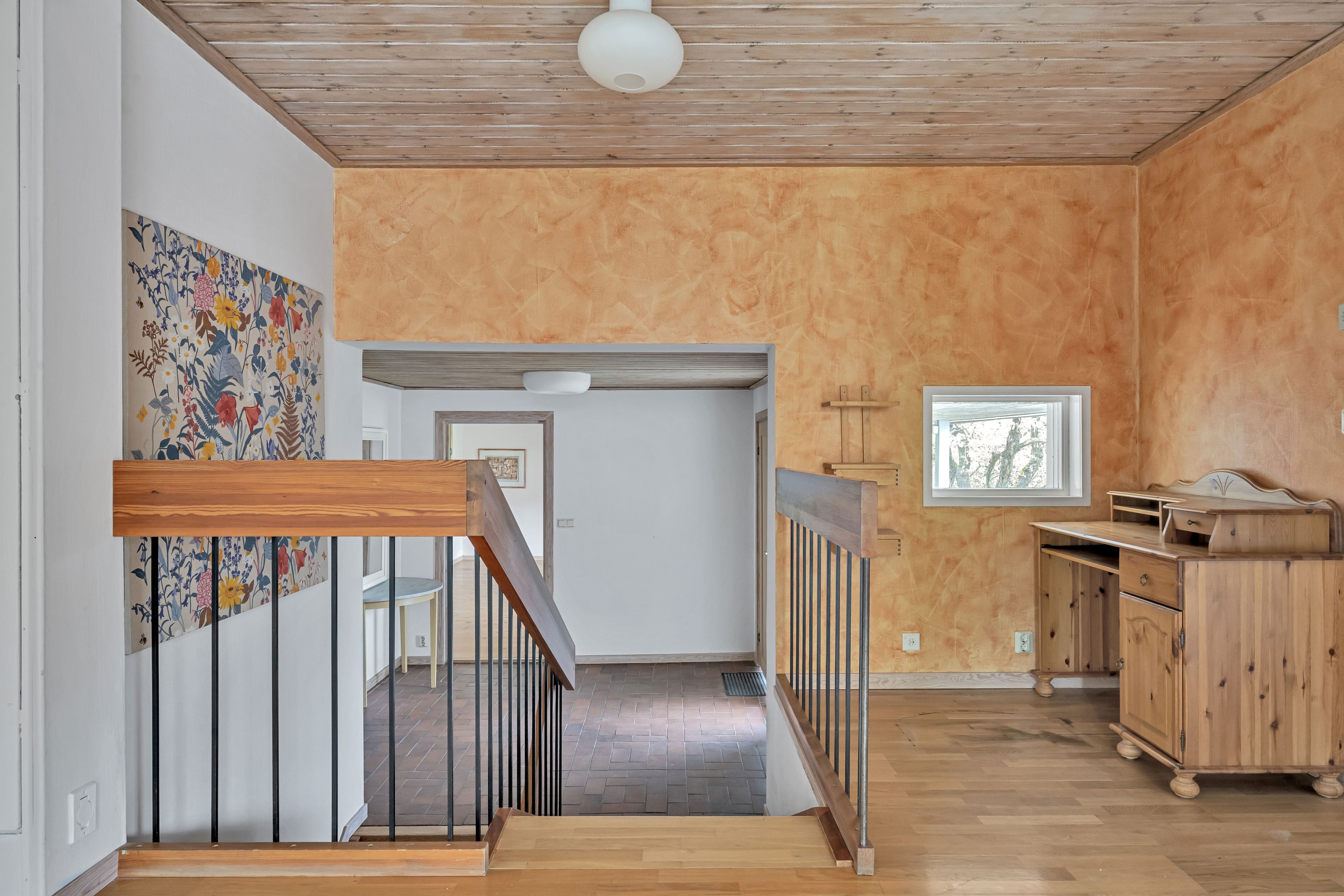 Bostadsbild från Robertsvägen 1, Såld i Berthåga, Uppsala