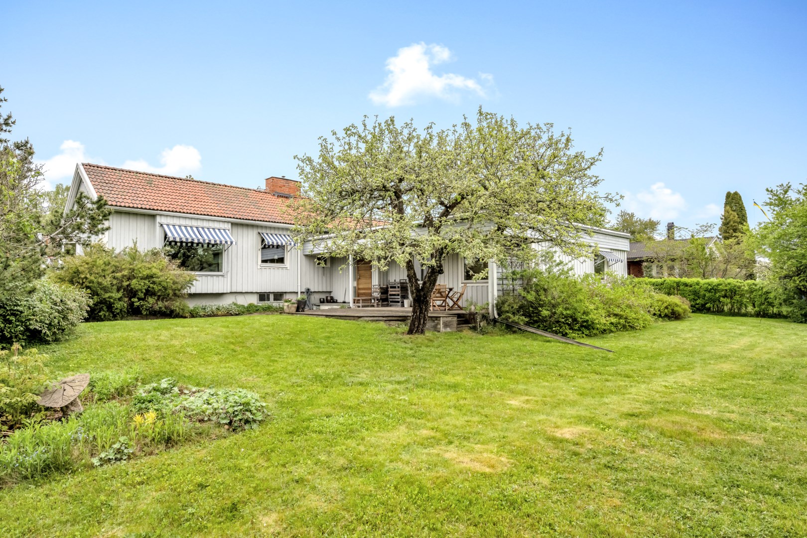 Bostadsbild från Robertsvägen 1, Såld i Berthåga, Uppsala