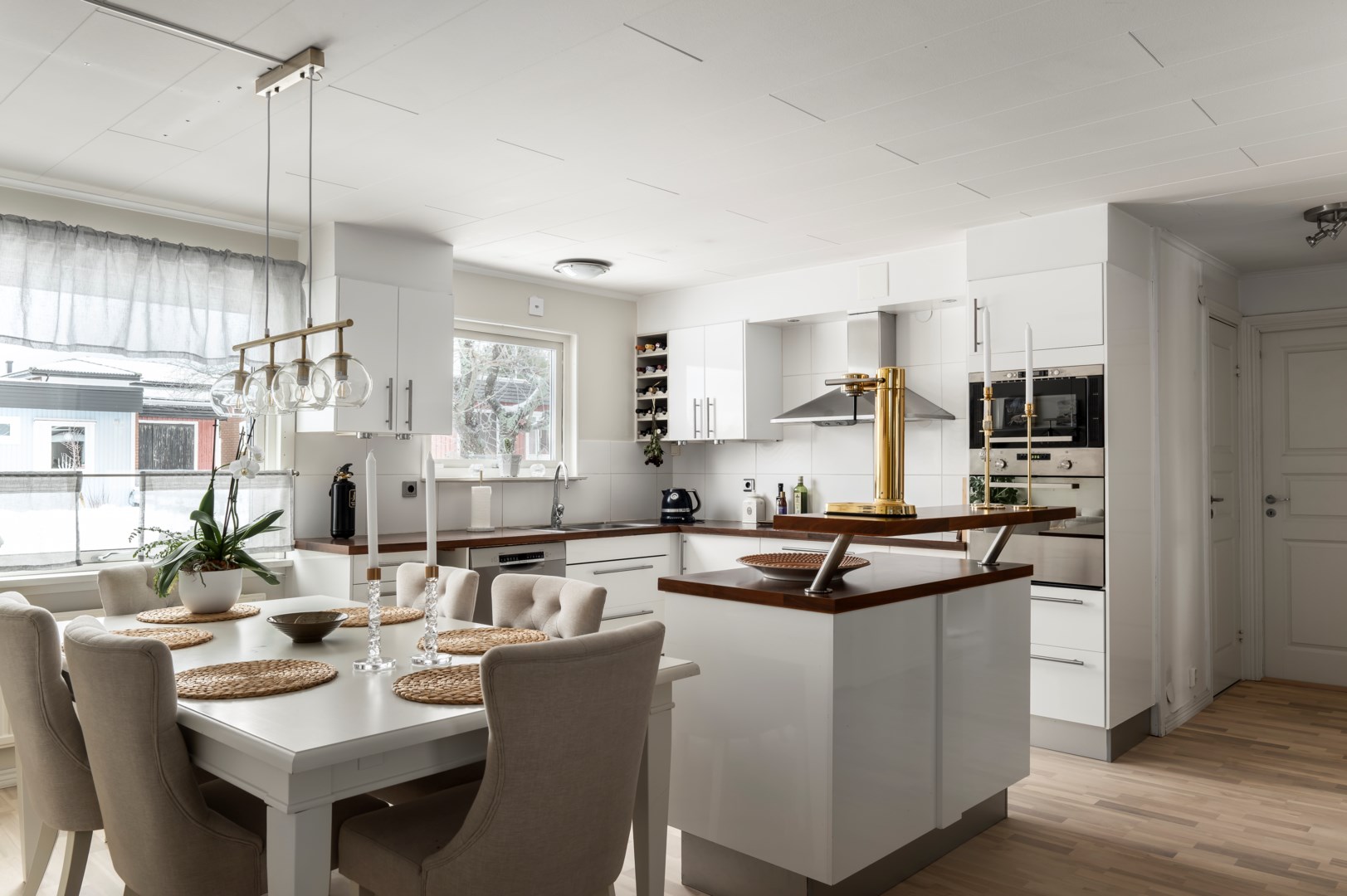 Bostadsbild från Kalvövägen 19, Såld i Krokhöjden, Nacka