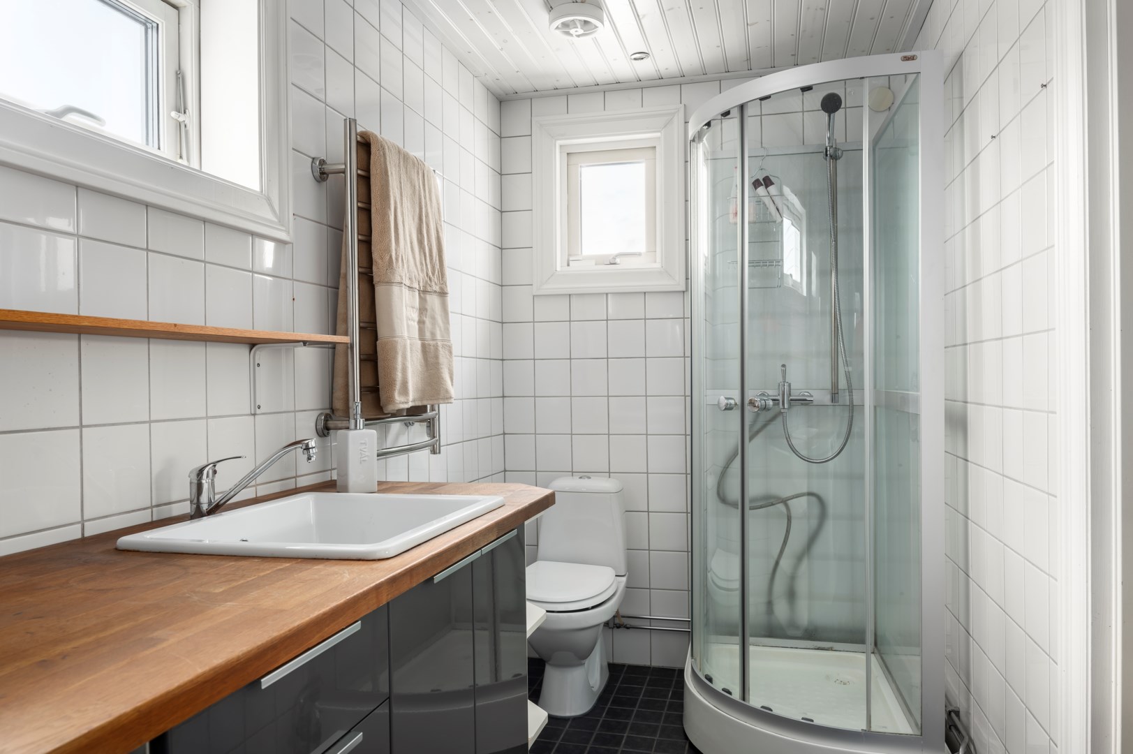 Bostadsbild från Kalvövägen 19, Såld i Krokhöjden, Nacka