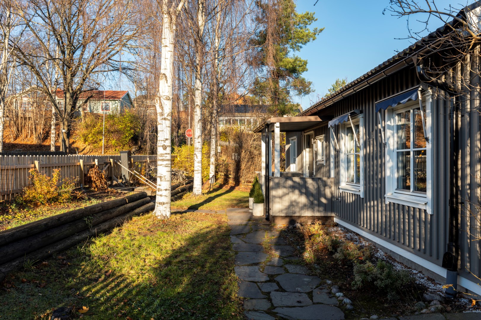 Bostadsbild från Brisvägen 1, Såld i Mensättra, Nacka