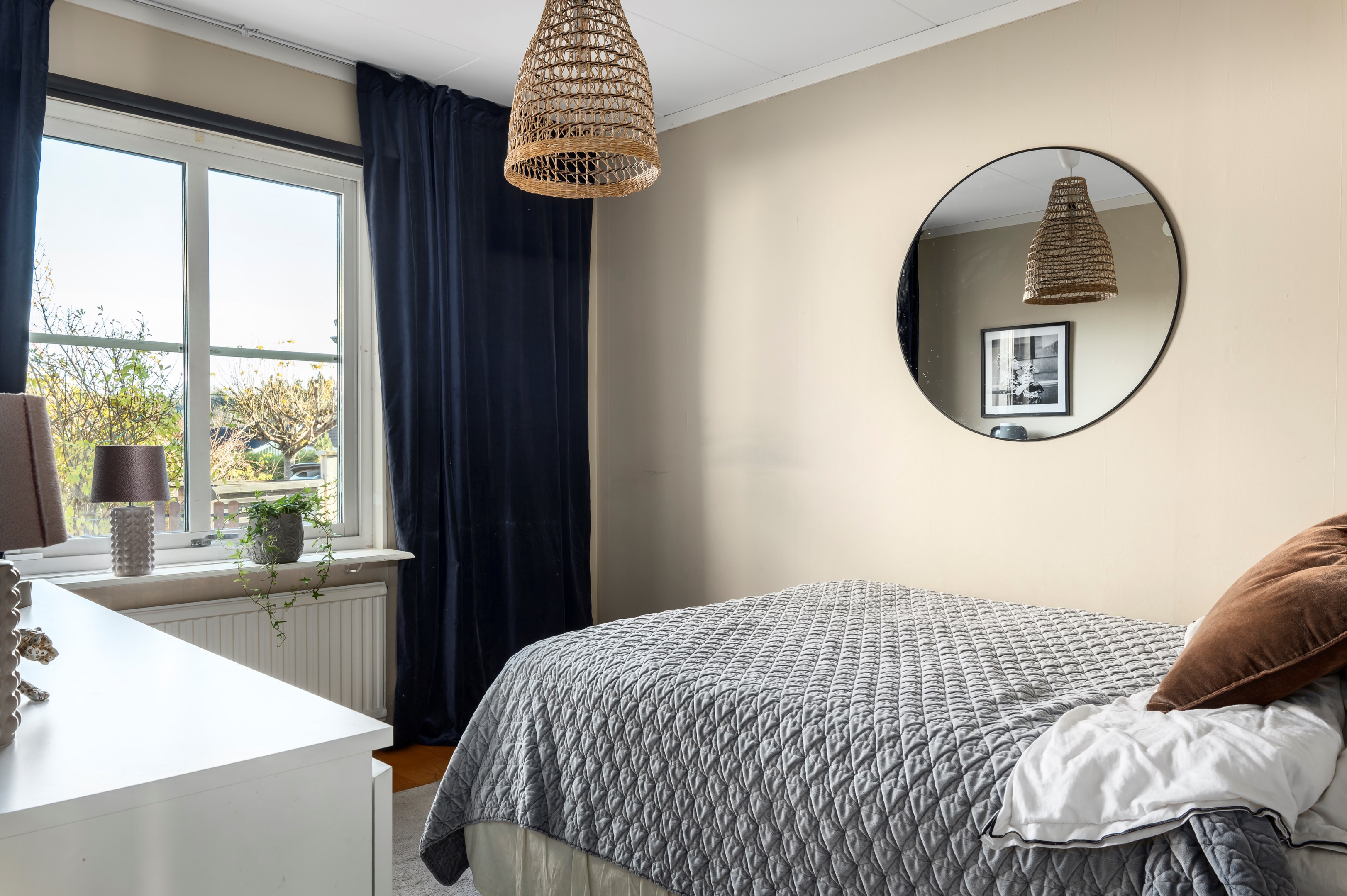 Bostadsbild från Brisvägen 1, Såld i Mensättra, Nacka