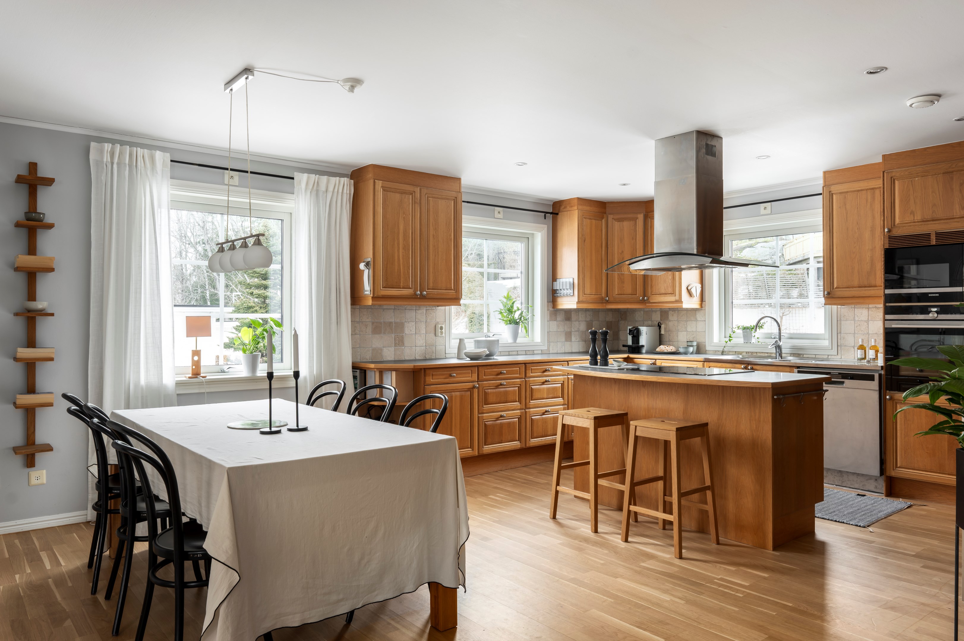 Bostadsbild från Fjällbrudens väg 12, Såld i Lännersta, Nacka