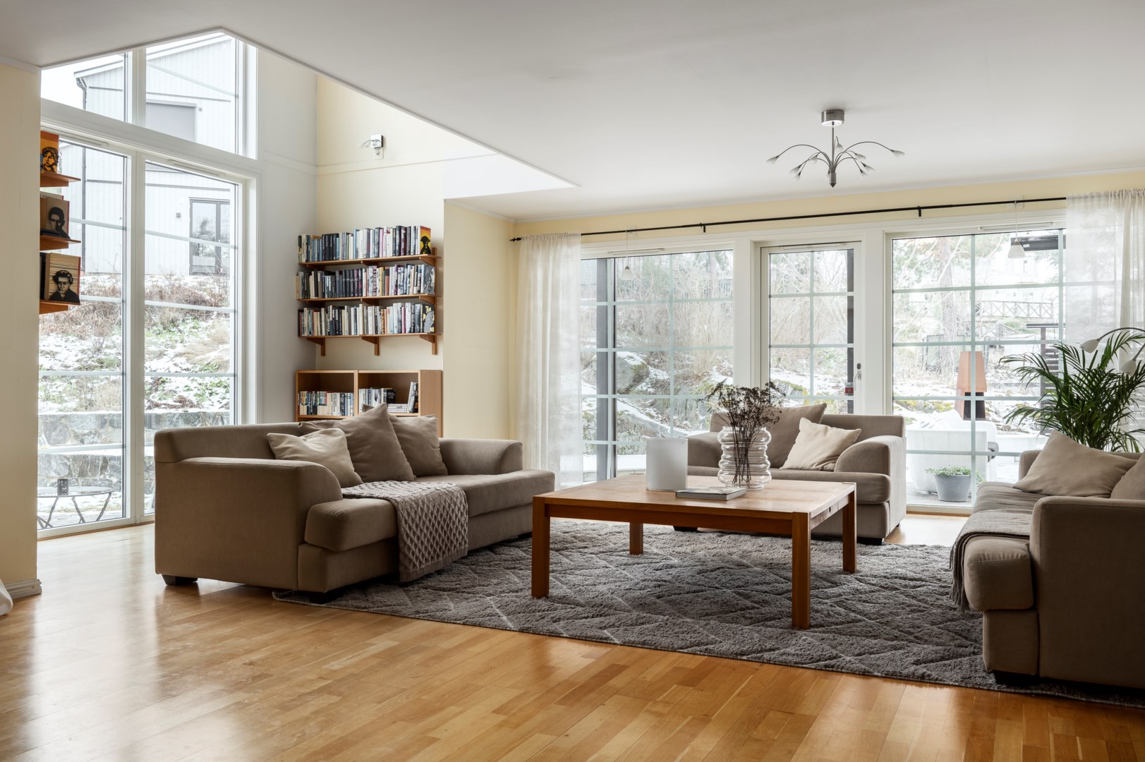 Bostadsbild från Fjällbrudens väg 12, Såld i Lännersta, Nacka