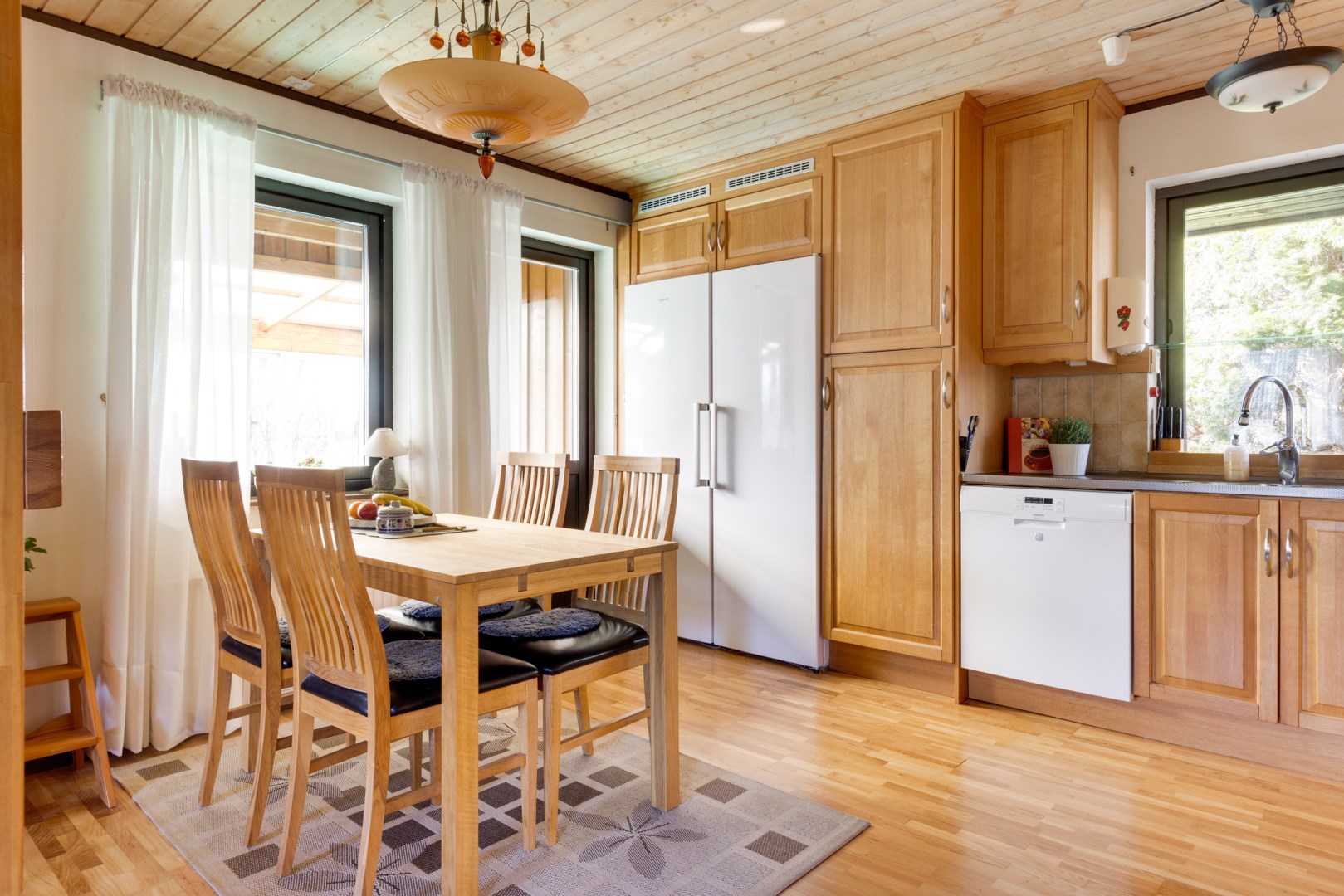 Bostadsbild från Isgrena 23, Såld i Bälinge, Uppsala