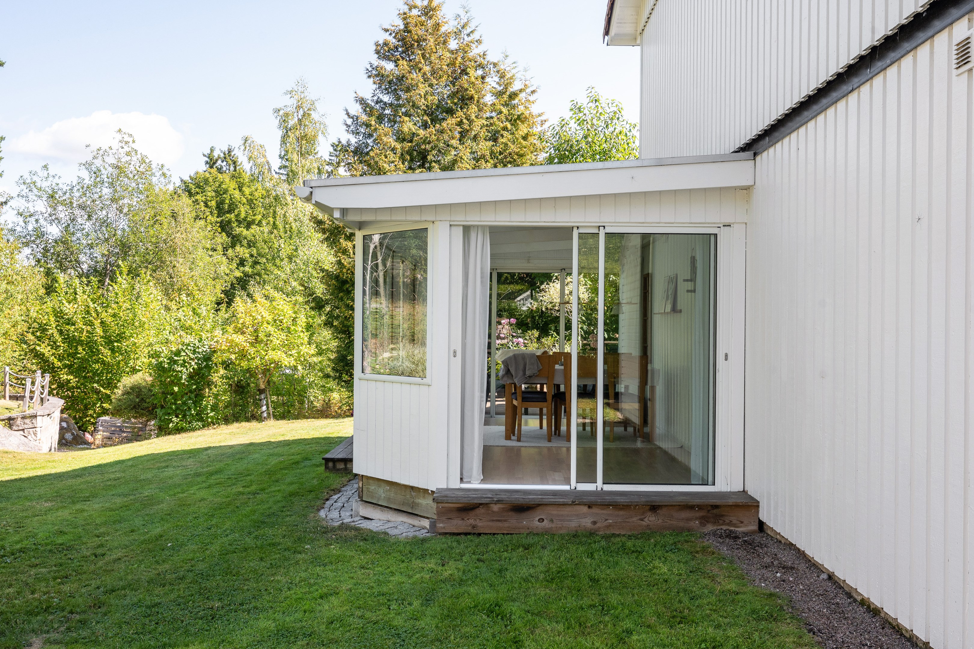 Bostadsbild från Slöjmolnsvägen 14, Såld i Storvreta, Uppsala