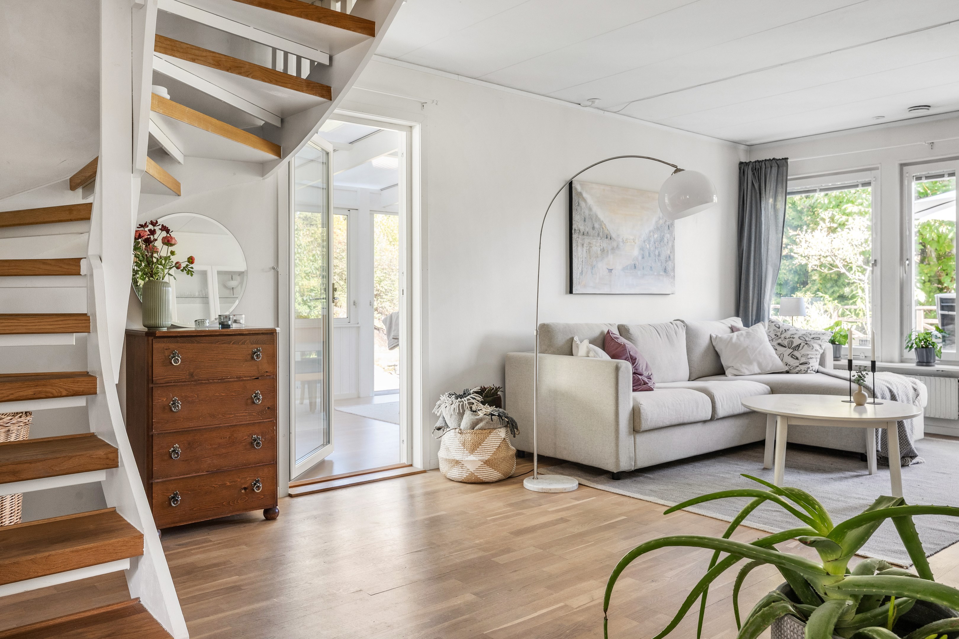 Bostadsbild från Slöjmolnsvägen 14, Såld i Storvreta, Uppsala