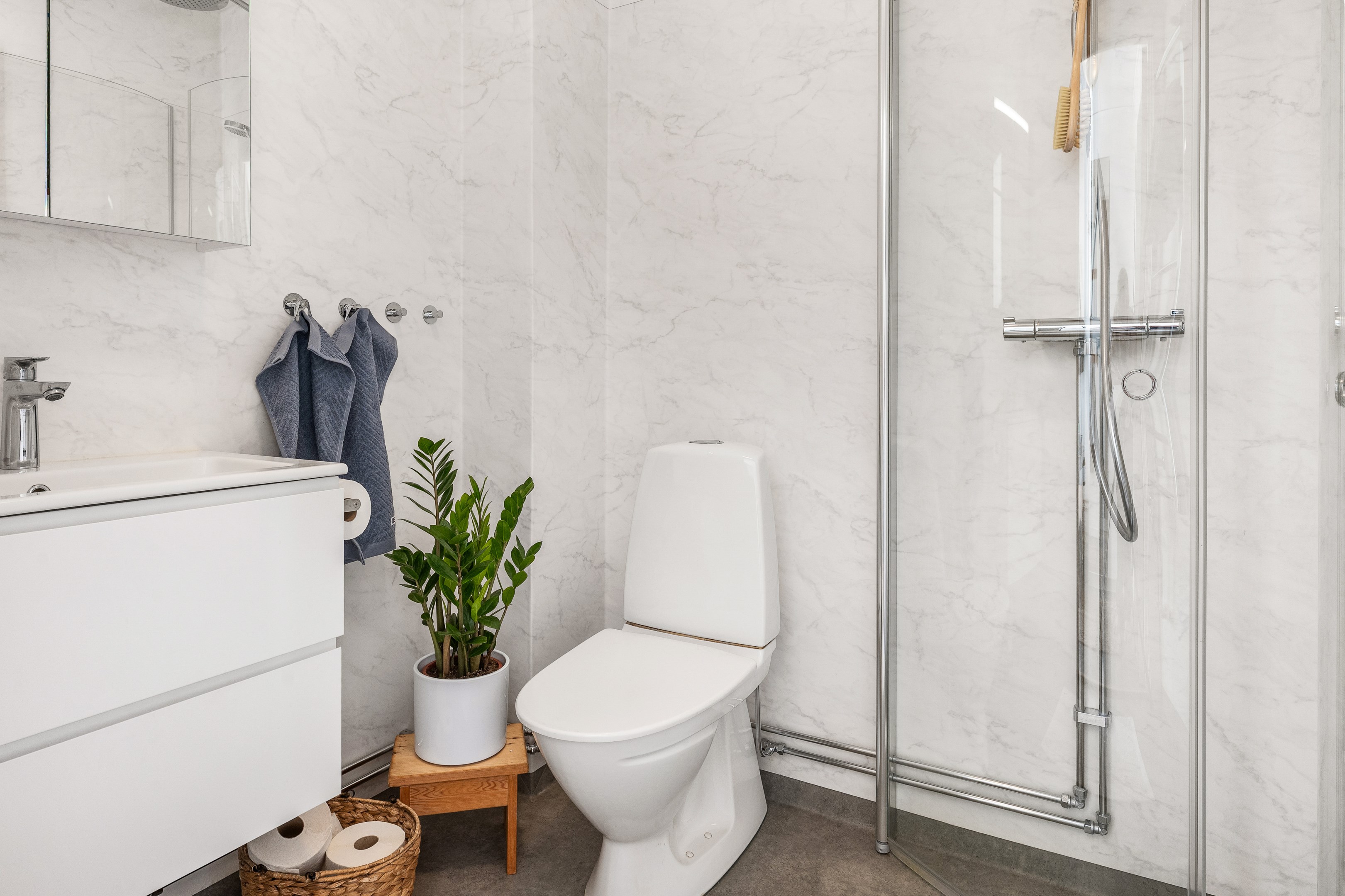 Bostadsbild från Slöjmolnsvägen 14, Såld i Storvreta, Uppsala