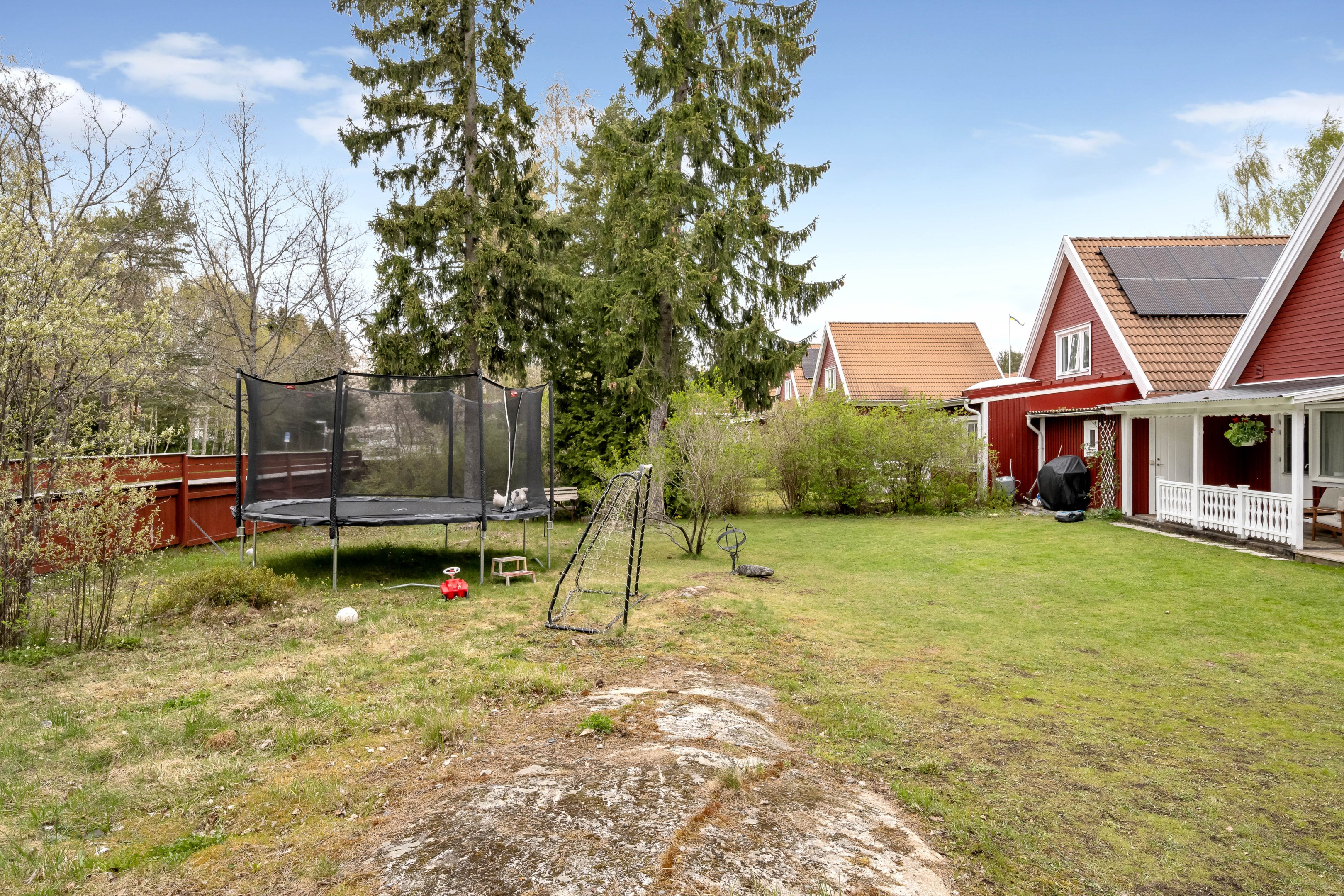 Bostadsbild från Stenhagsvägen 19, Såld i Stenhagen, Uppsala