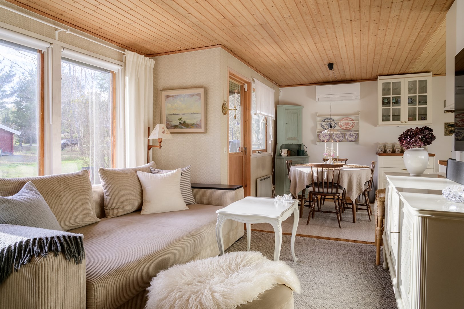 Bostadsbild från Björksalavägen 12, Såld i Älvsala, Värmdö