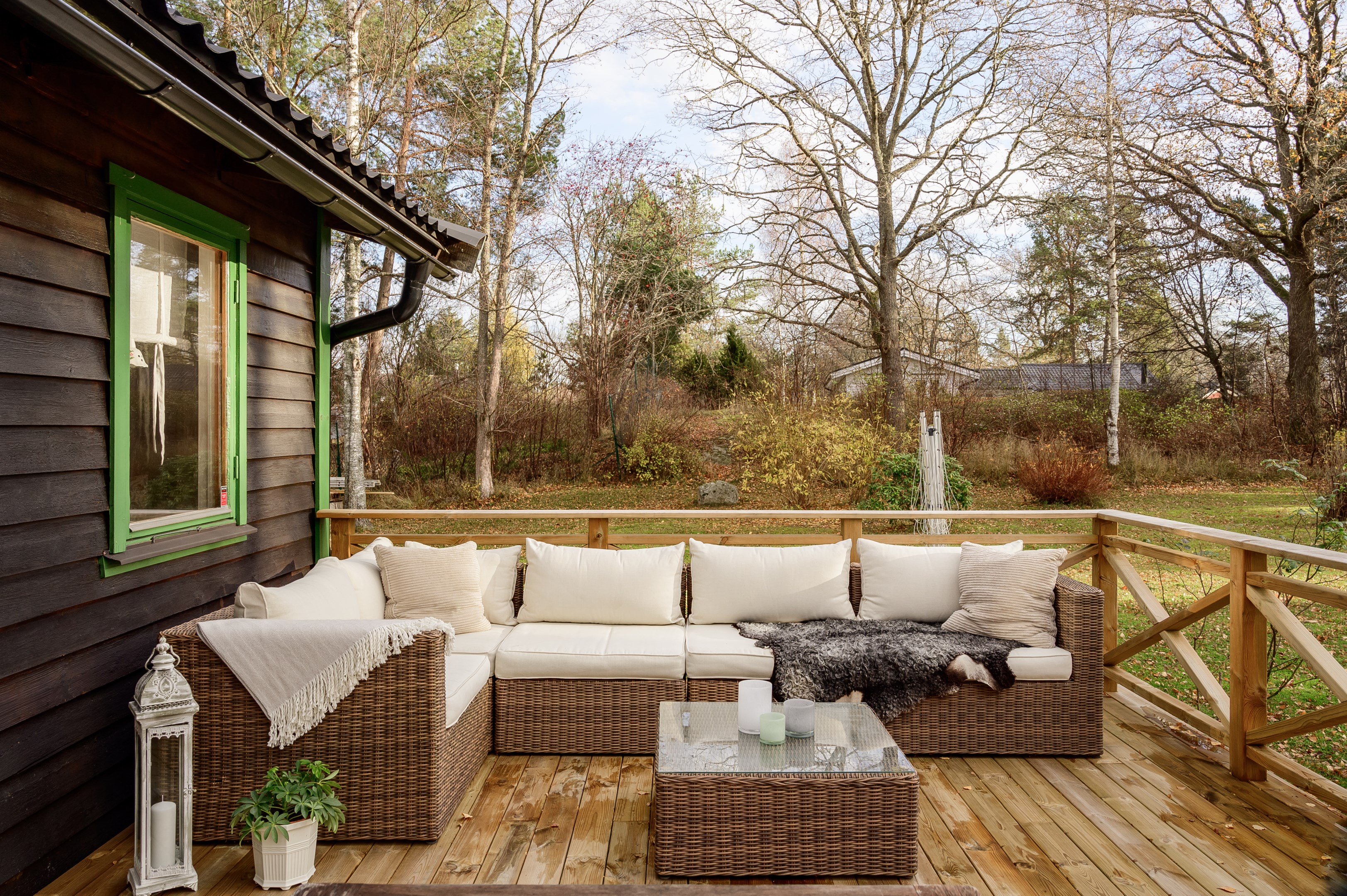 Bostadsbild från Björksalavägen 12, Såld i Älvsala, Värmdö