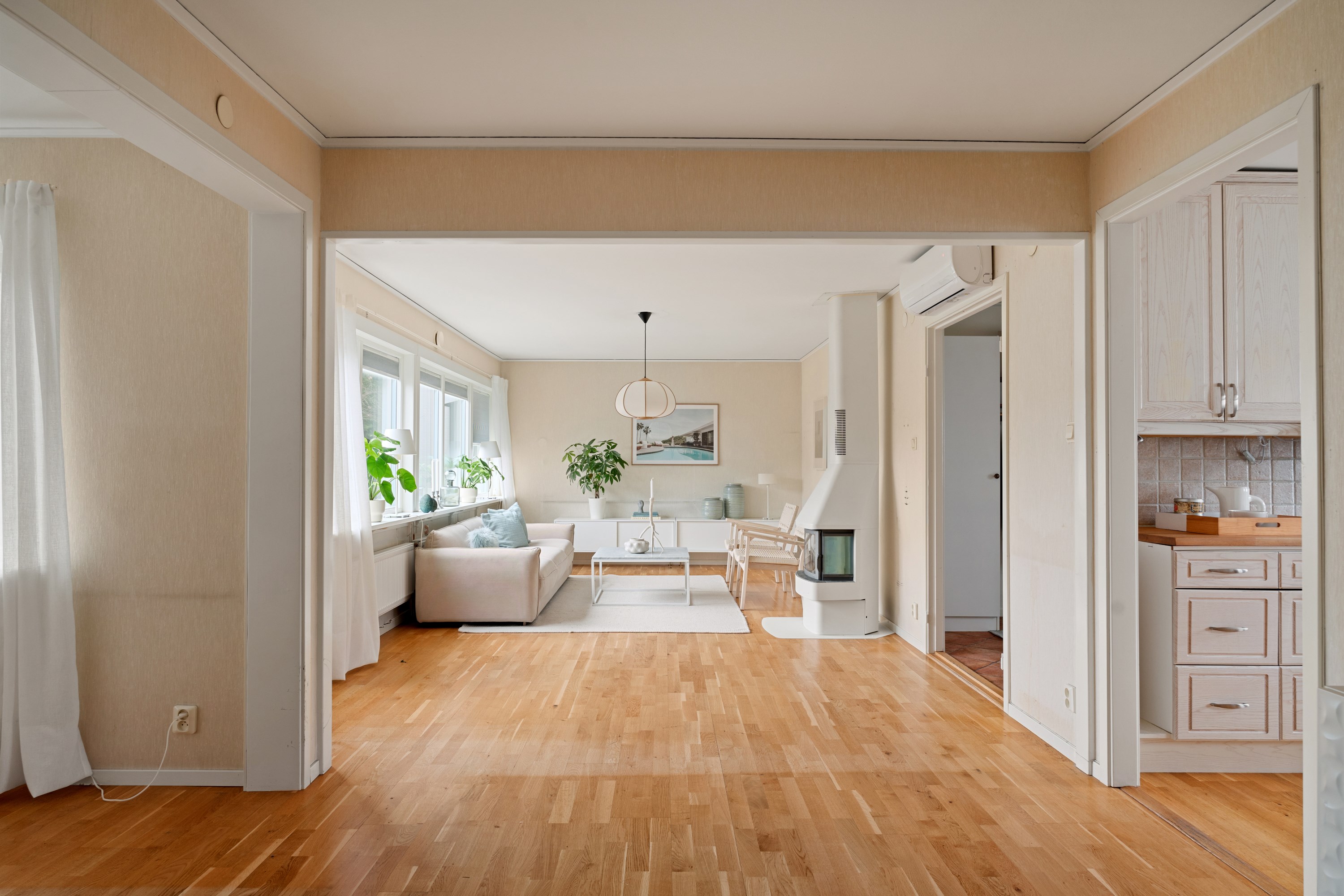 Bostadsbild från Nyponvägen 9, Såld i Saltsjöbaden, Nacka