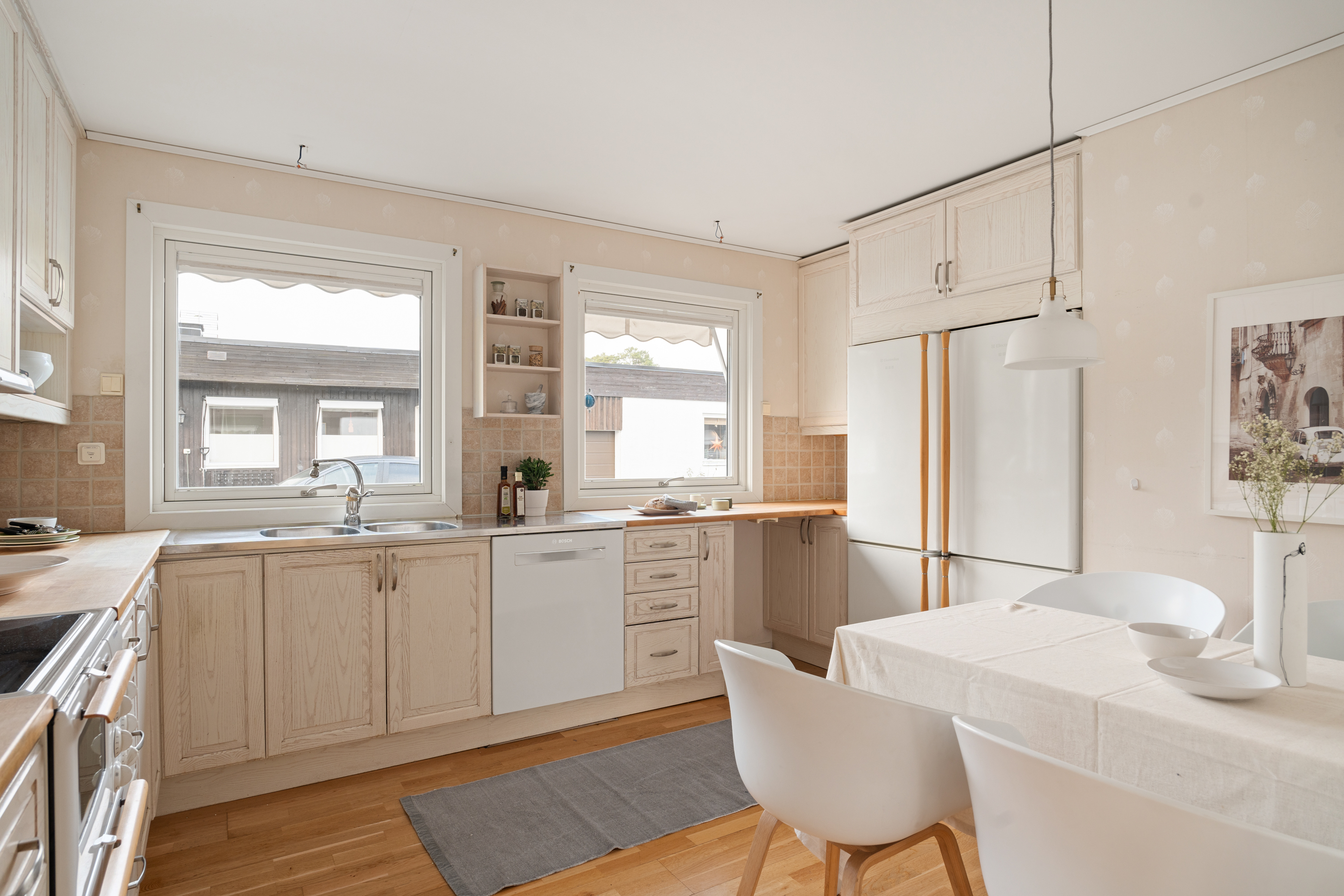 Bostadsbild från Nyponvägen 9, Såld i Saltsjöbaden, Nacka