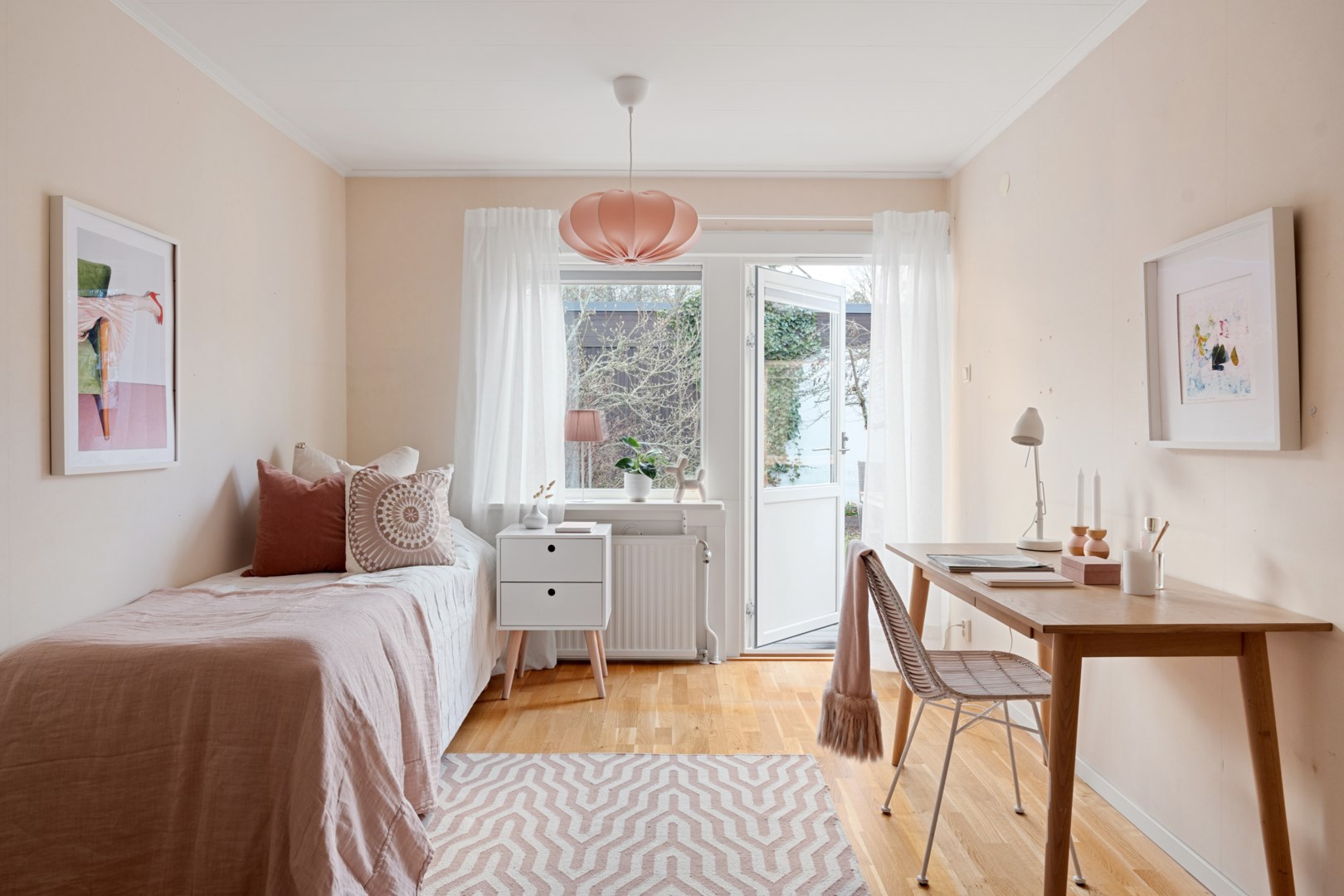 Bostadsbild från Nyponvägen 9, Såld i Saltsjöbaden, Nacka