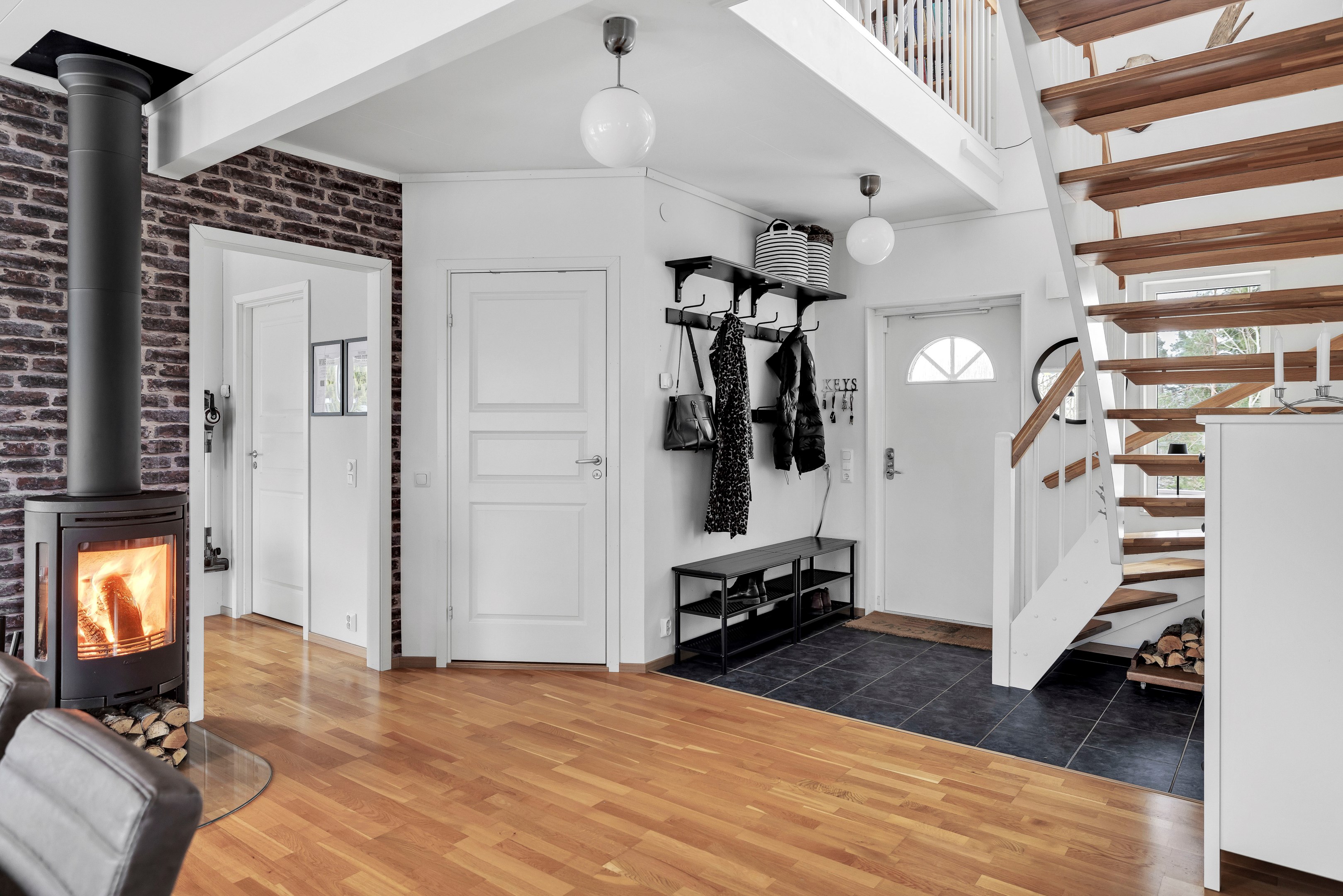 Bostadsbild från Orrbol 38, Såld i Rasbokil, Uppsala