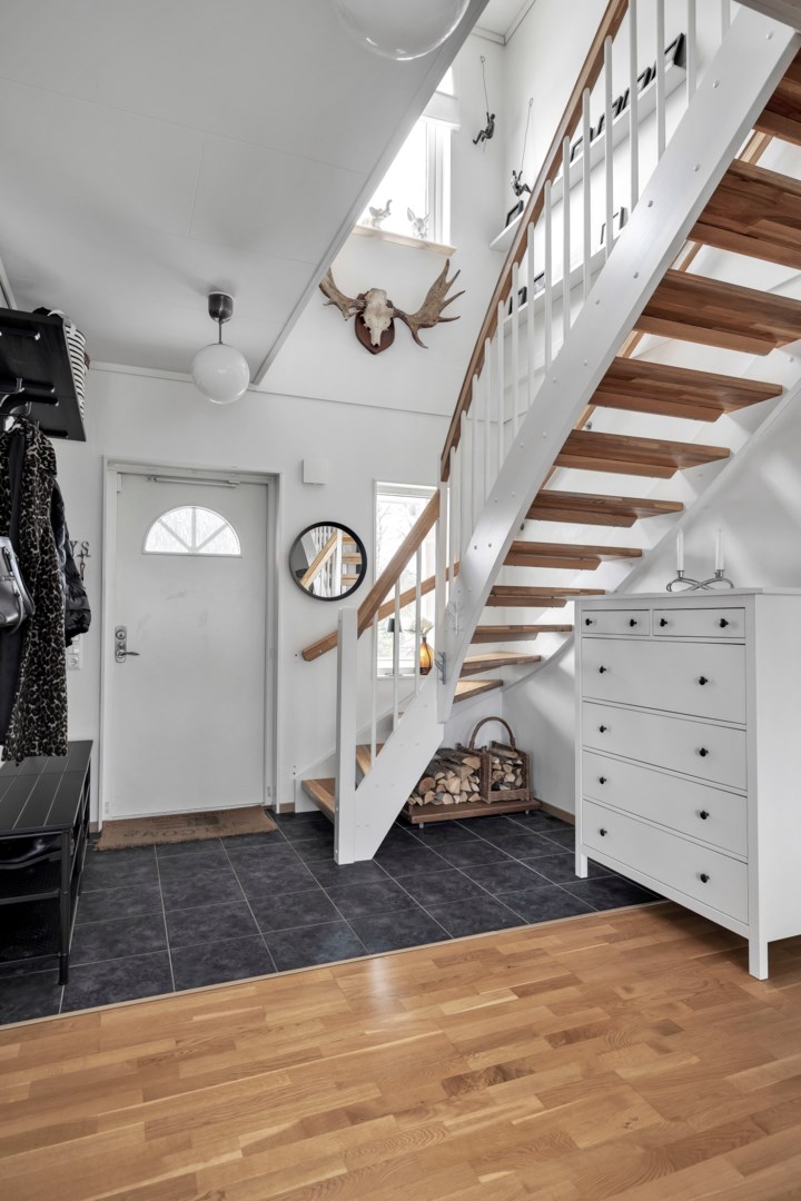 Bostadsbild från Orrbol 38, Såld i Rasbokil, Uppsala