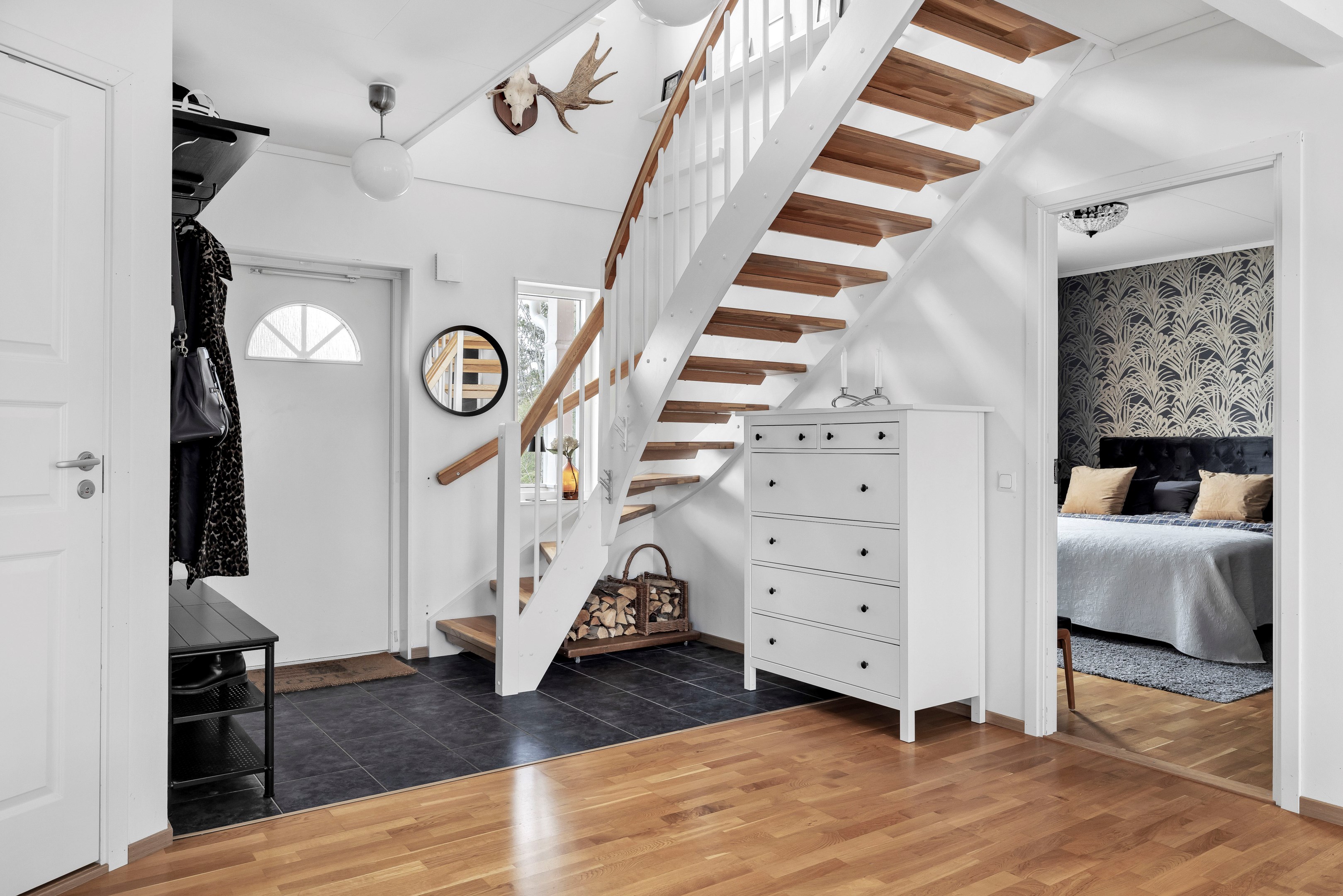 Bostadsbild från Orrbol 38, Såld i Rasbokil, Uppsala