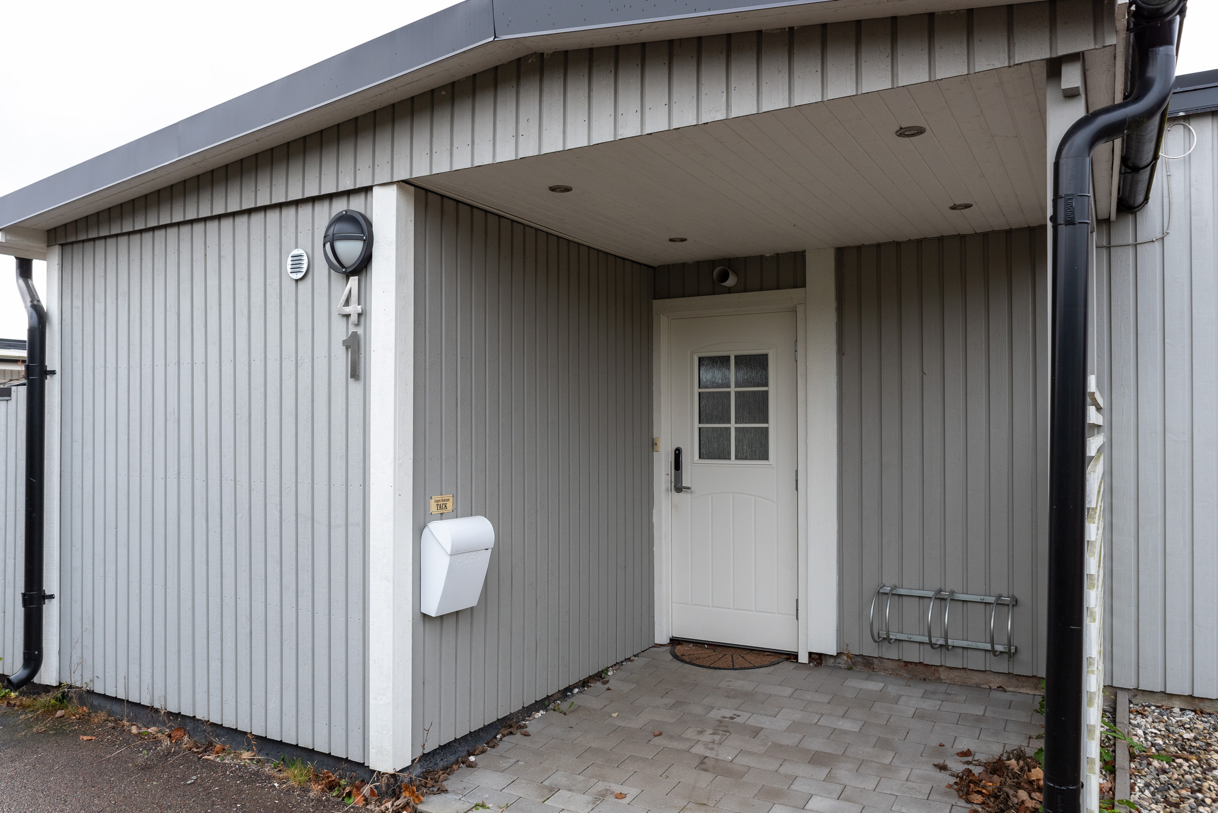 Bostadsbild från Plåtverksgatan 41, Såld i Bäckby, Västerås