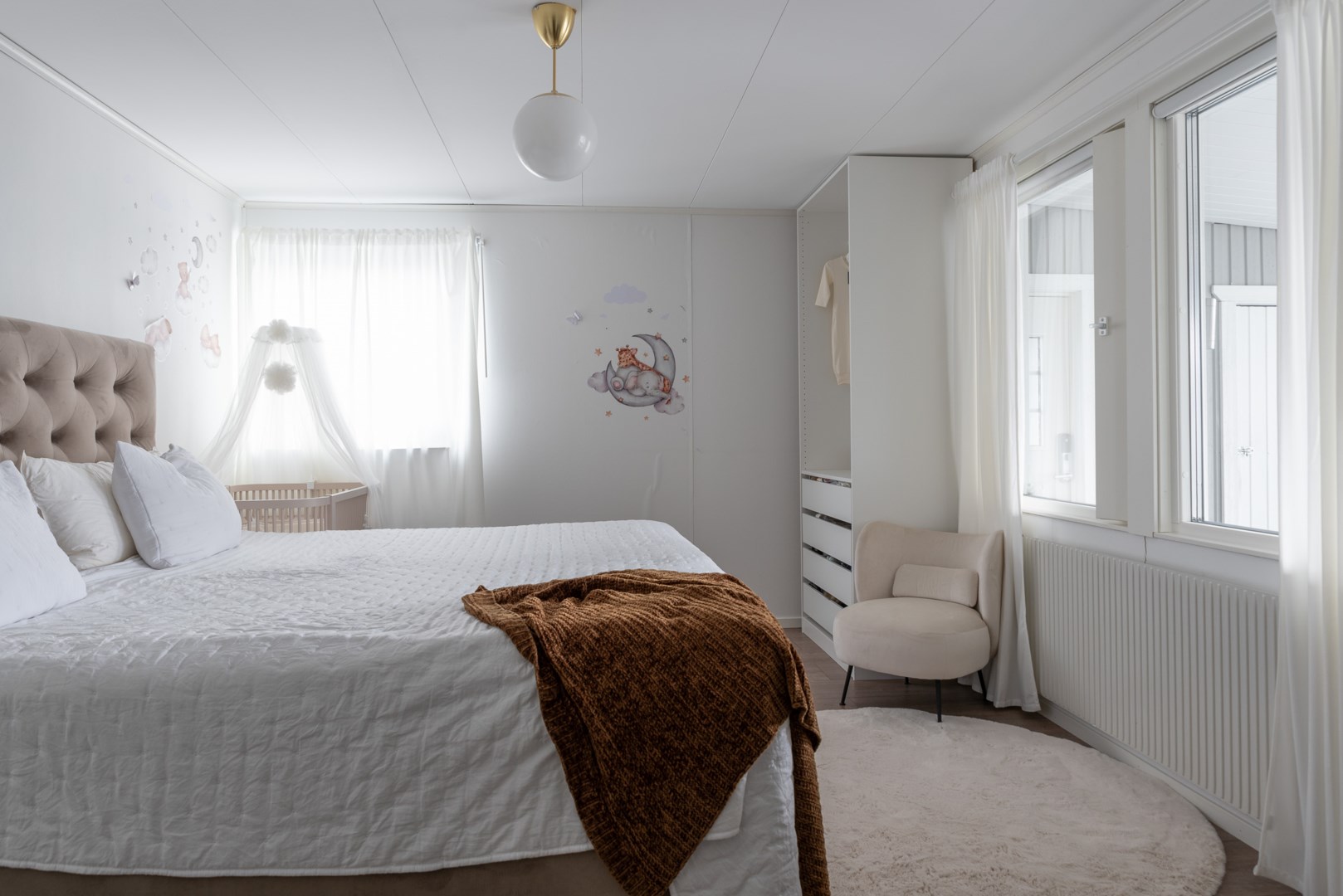 Bostadsbild från Plåtverksgatan 41, Såld i Bäckby, Västerås