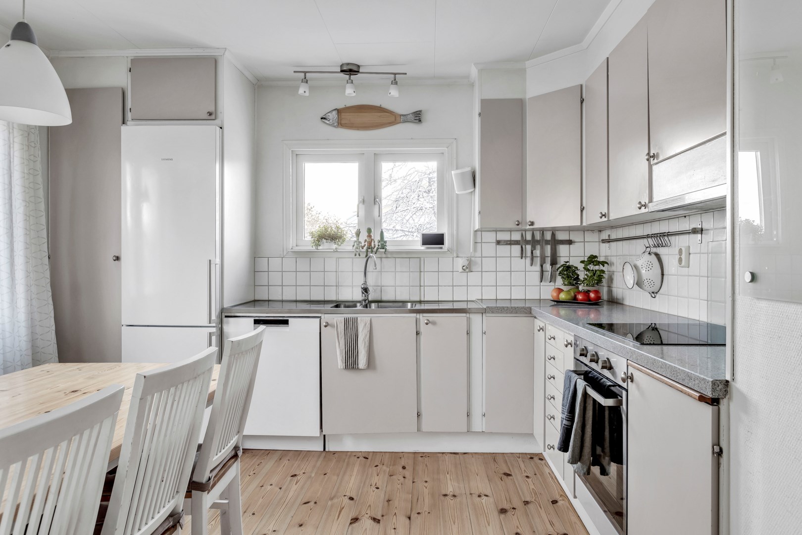 Bostadsbild från Tunagatan 76, Såld i Bärby Hage, Uppsala