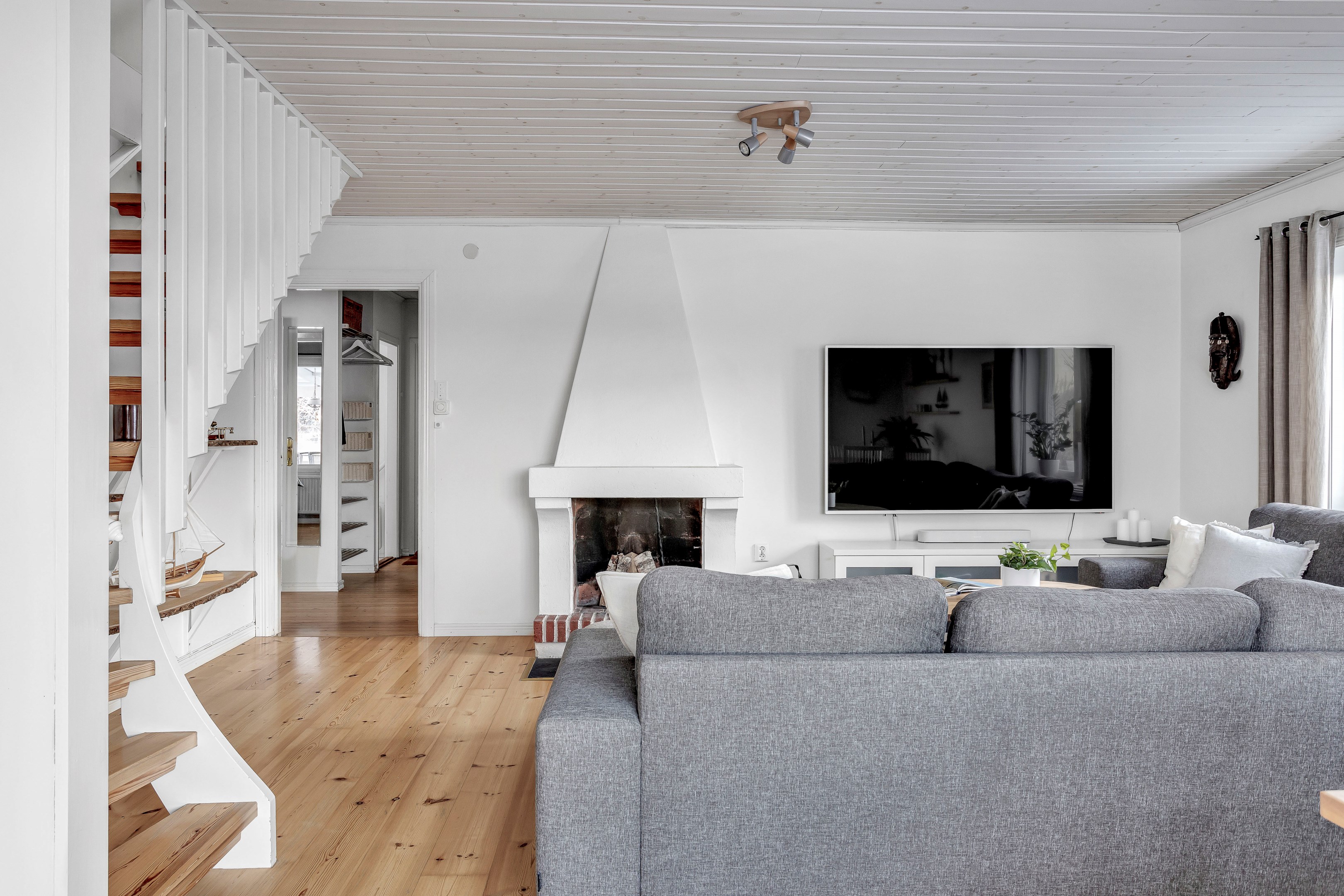 Bostadsbild från Tunagatan 76, Såld i Bärby Hage, Uppsala