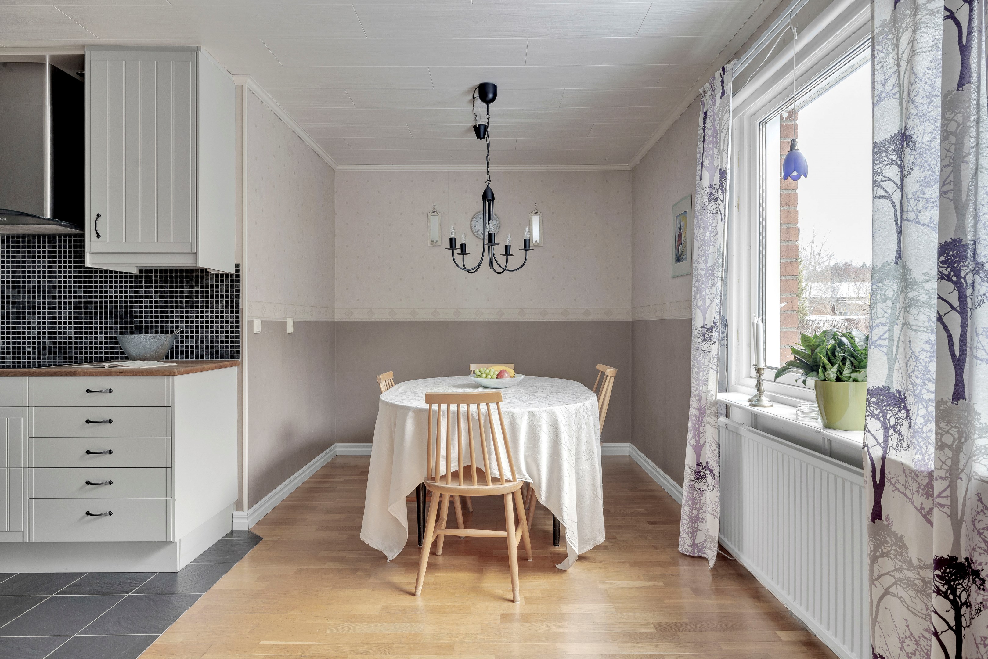 Bostadsbild från Puckvägen 47, Såld i Björklinge, Uppsala