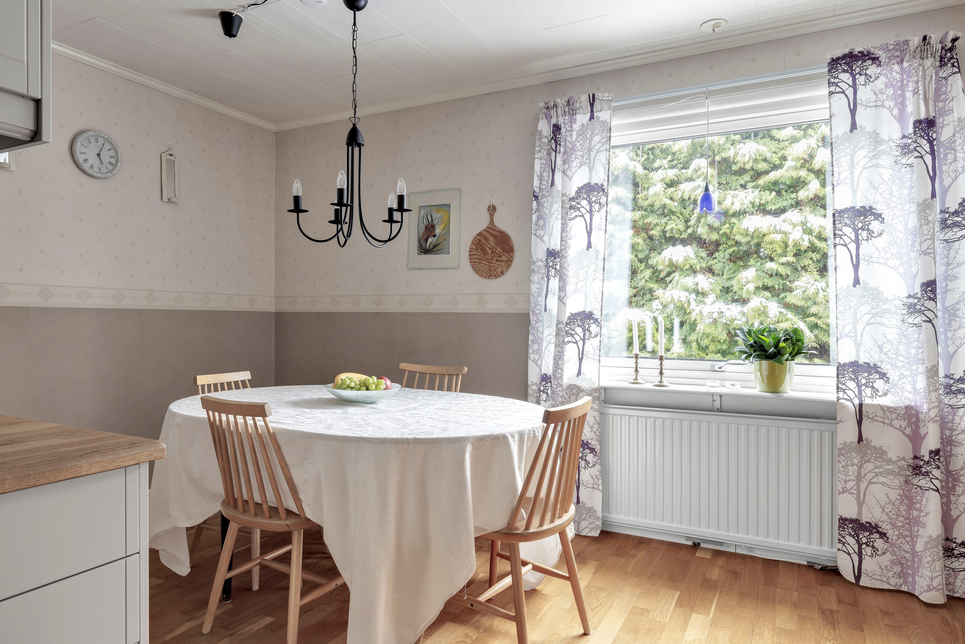 Bostadsbild från Puckvägen 47, Såld i Björklinge, Uppsala