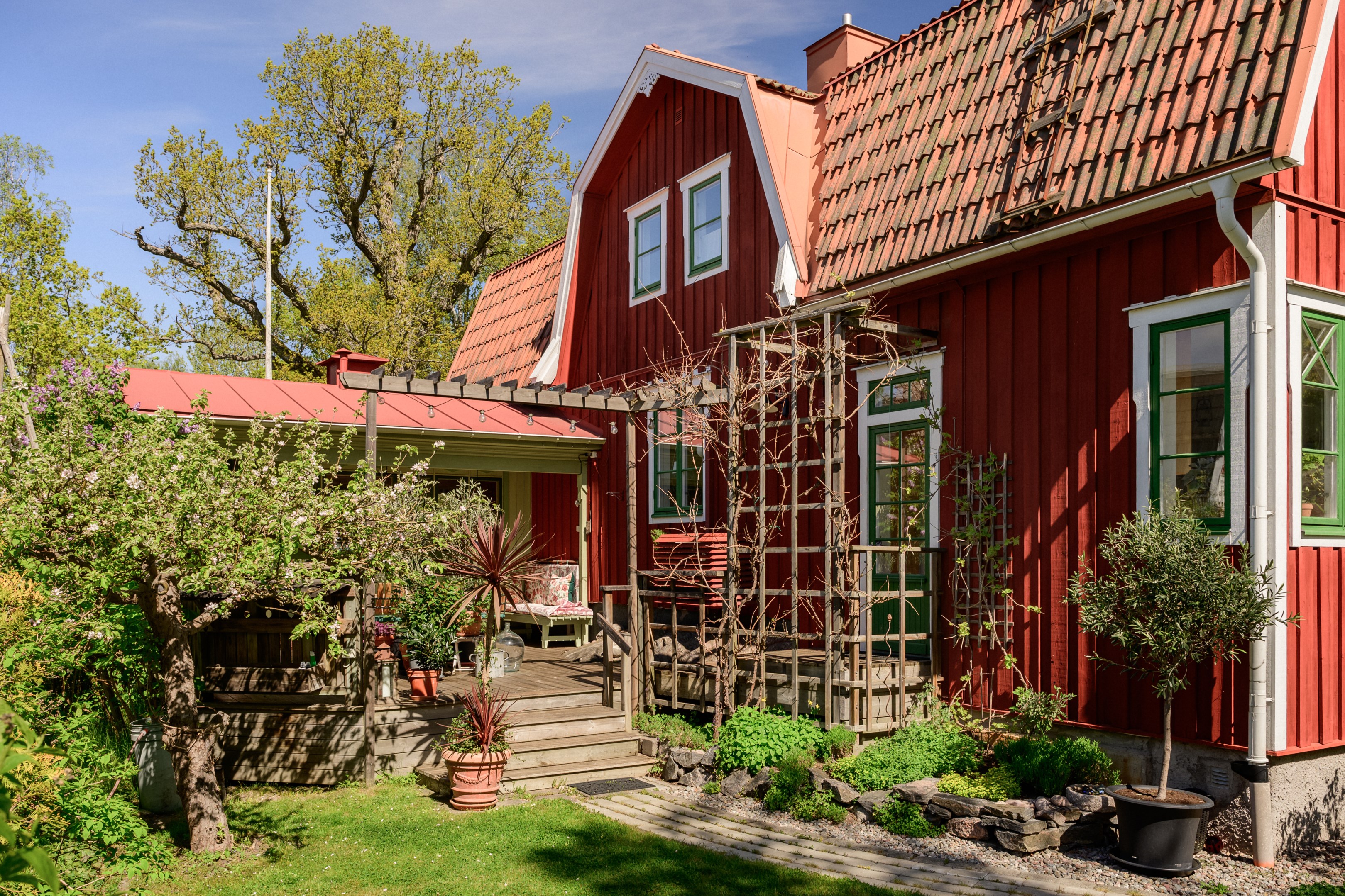 Bostadsbild från Drottninghamnsvägen 20, Såld i Skuru, Nacka