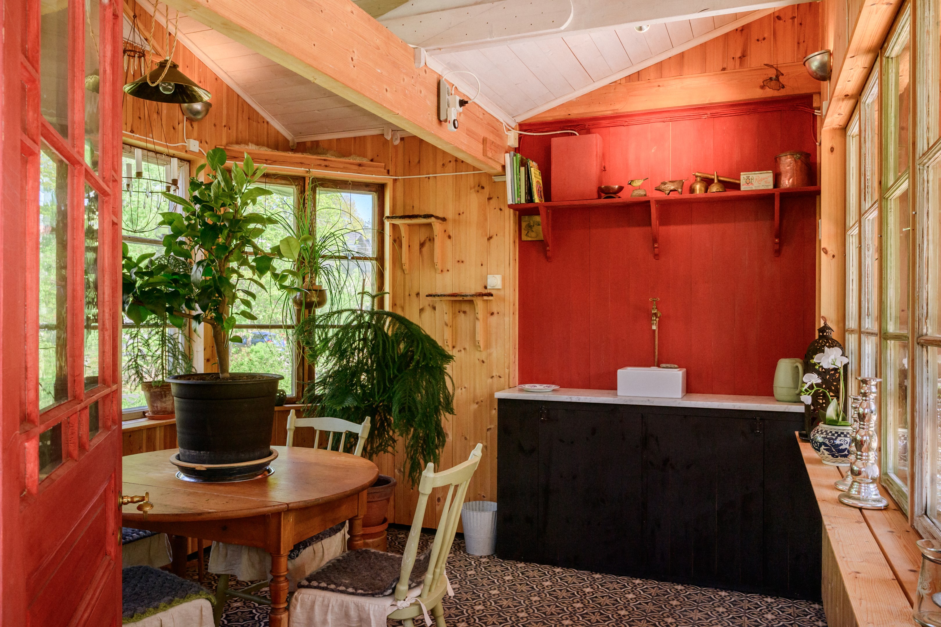 Bostadsbild från Drottninghamnsvägen 20, Såld i Skuru, Nacka