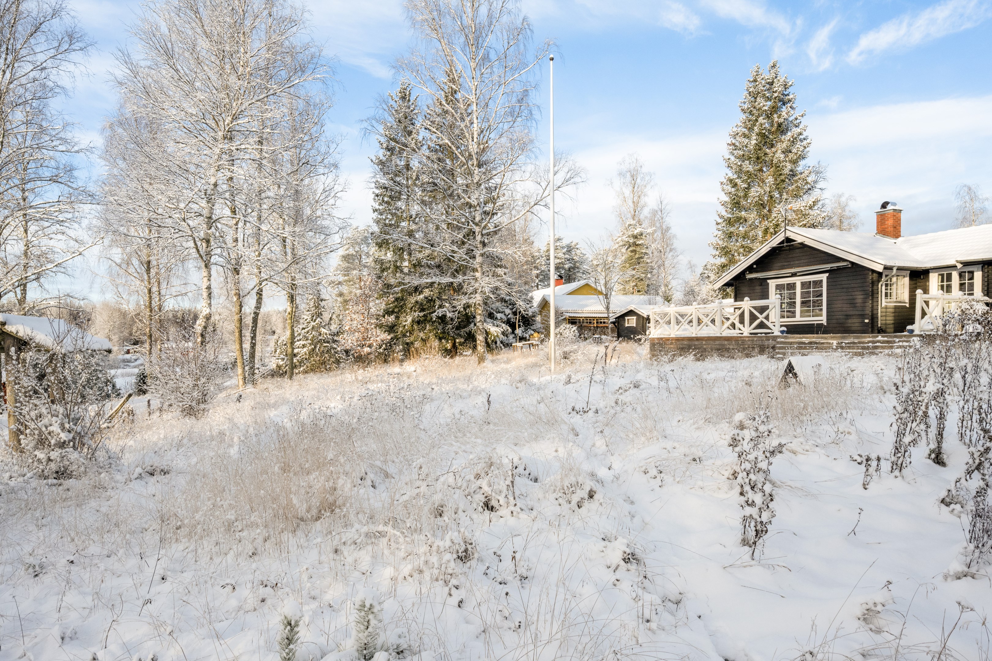 Bostadsbild från Skogsbacken 4, Till salu i Borgarbo, Uppsala