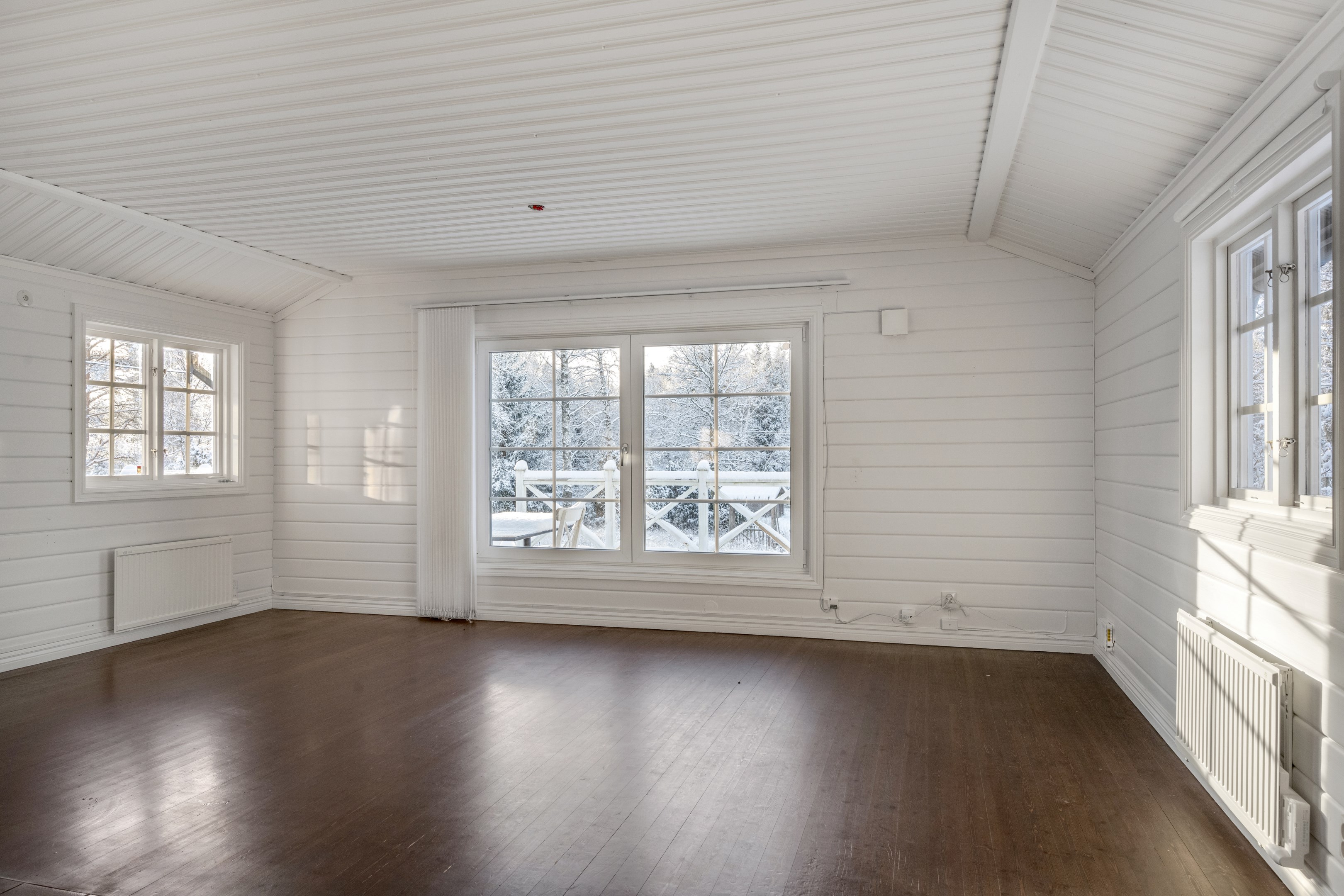 Bostadsbild från Skogsbacken 4, Till salu i Borgarbo, Uppsala