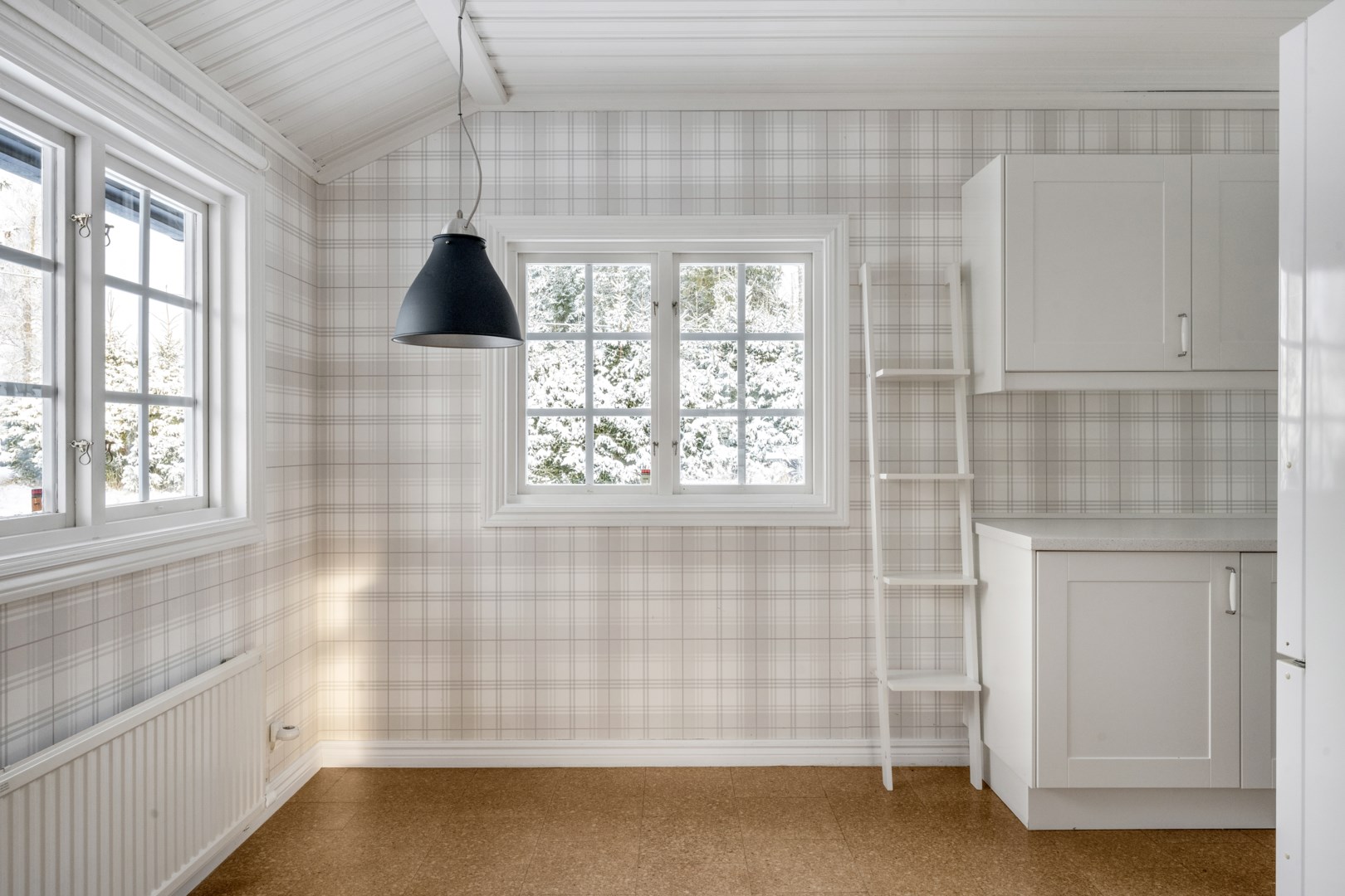 Bostadsbild från Skogsbacken 4, Till salu i Borgarbo, Uppsala