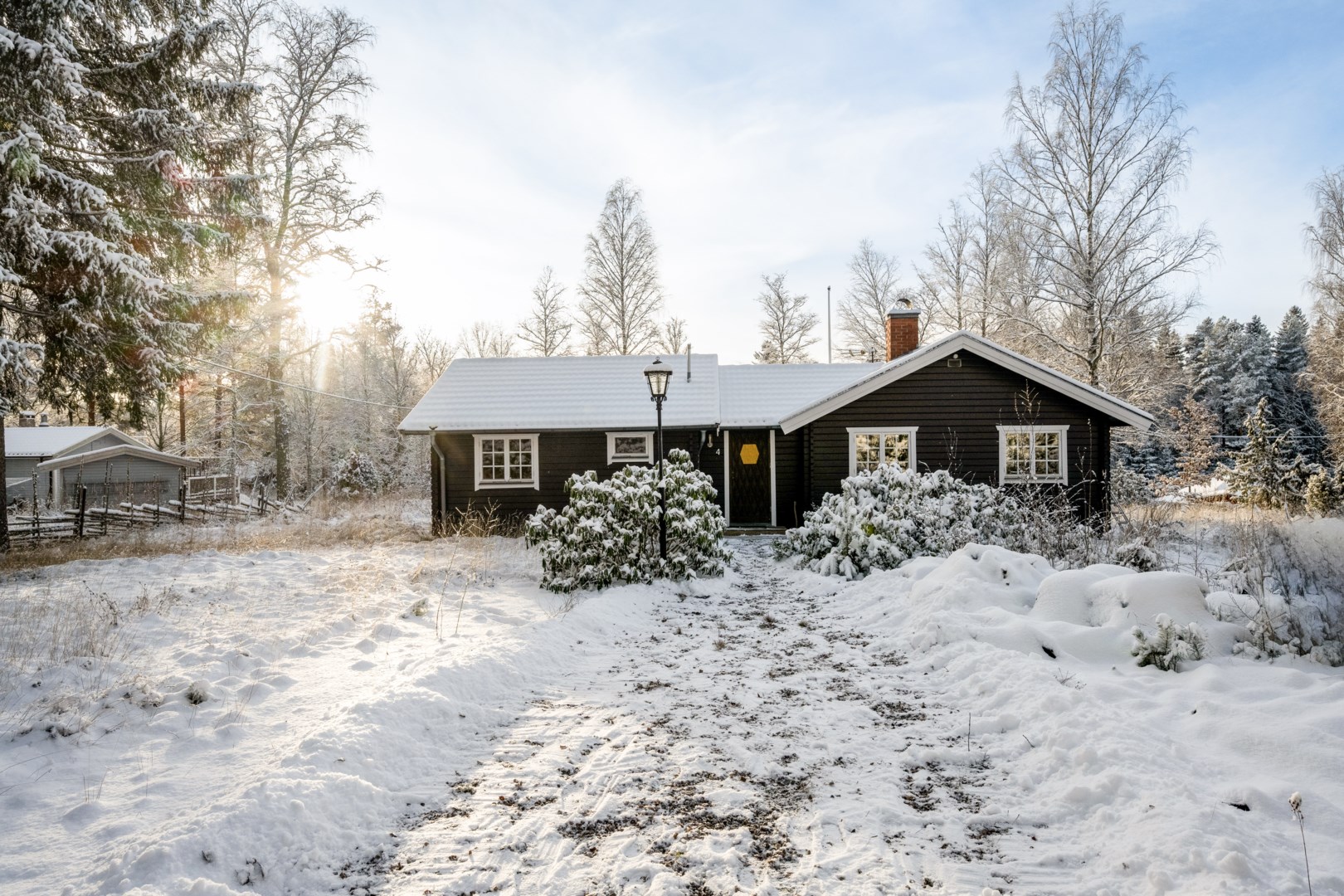 Bostadsbild från Skogsbacken 4, Till salu i Borgarbo, Uppsala