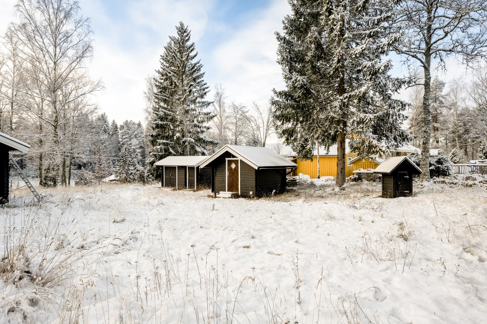 Bostadsbild från Skogsbacken 4, Till salu i Borgarbo, Uppsala
