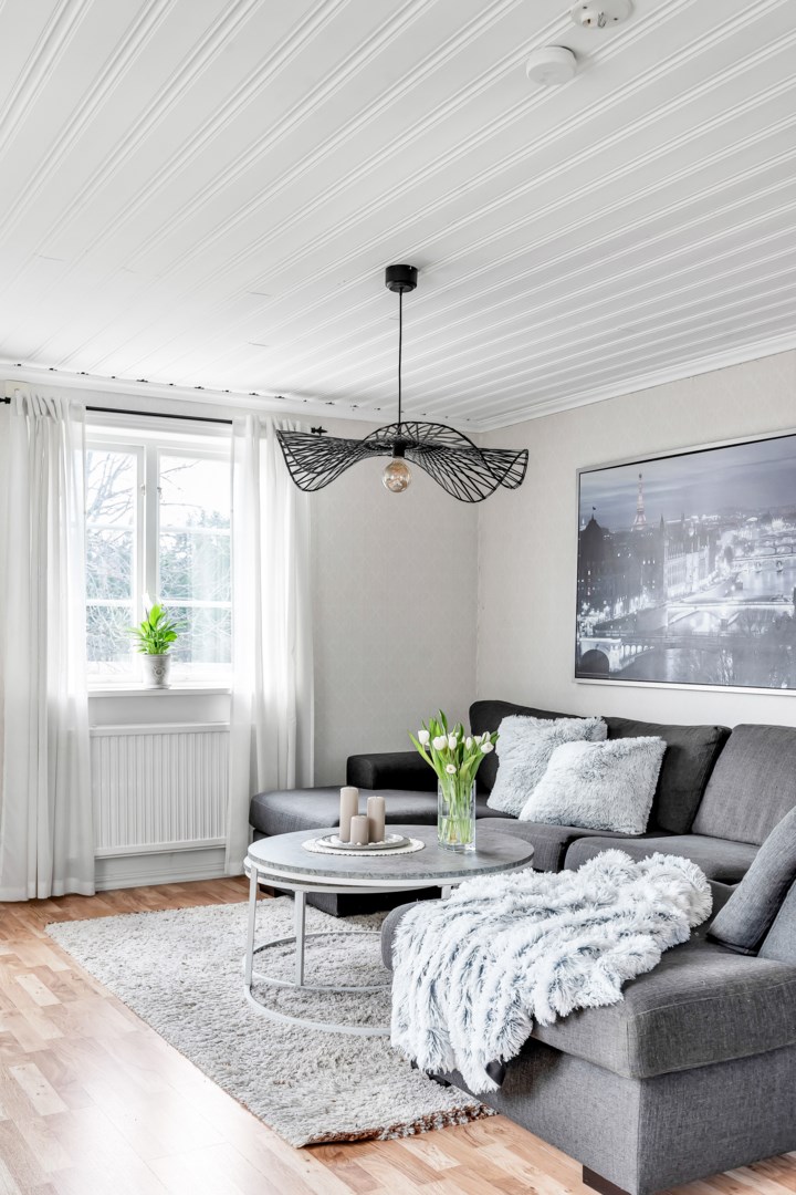 Bostadsbild från Västerberga Storstenen 36, Såld i Rasbo, Uppsala