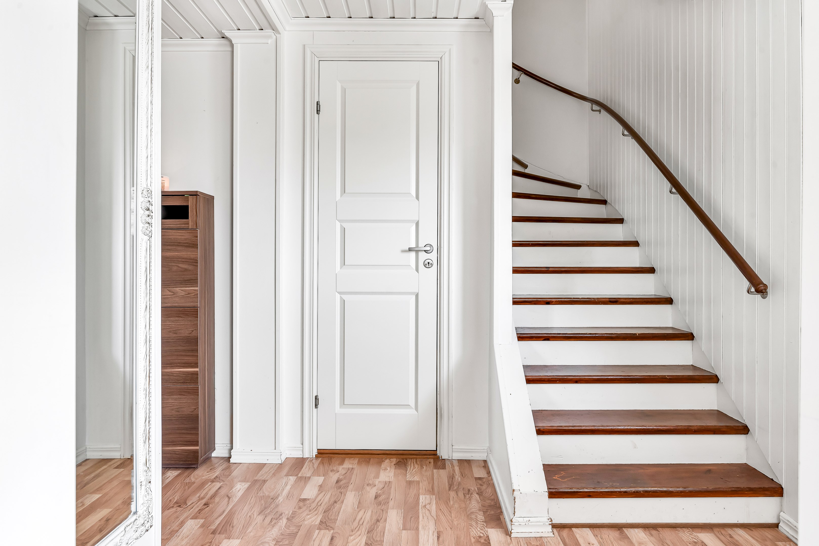 Bostadsbild från Västerberga Storstenen 36, Såld i Rasbo, Uppsala