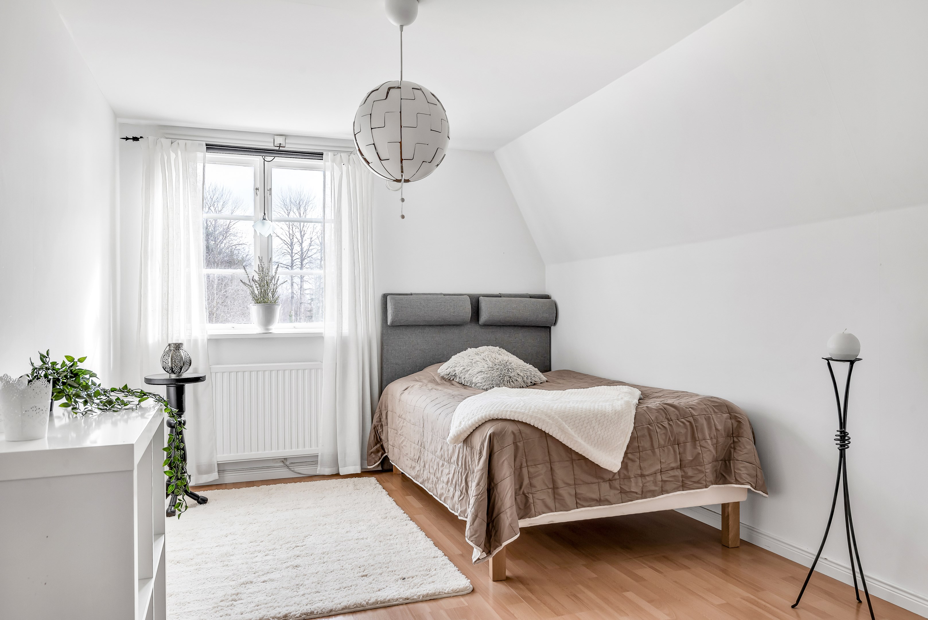 Bostadsbild från Västerberga Storstenen 36, Såld i Rasbo, Uppsala