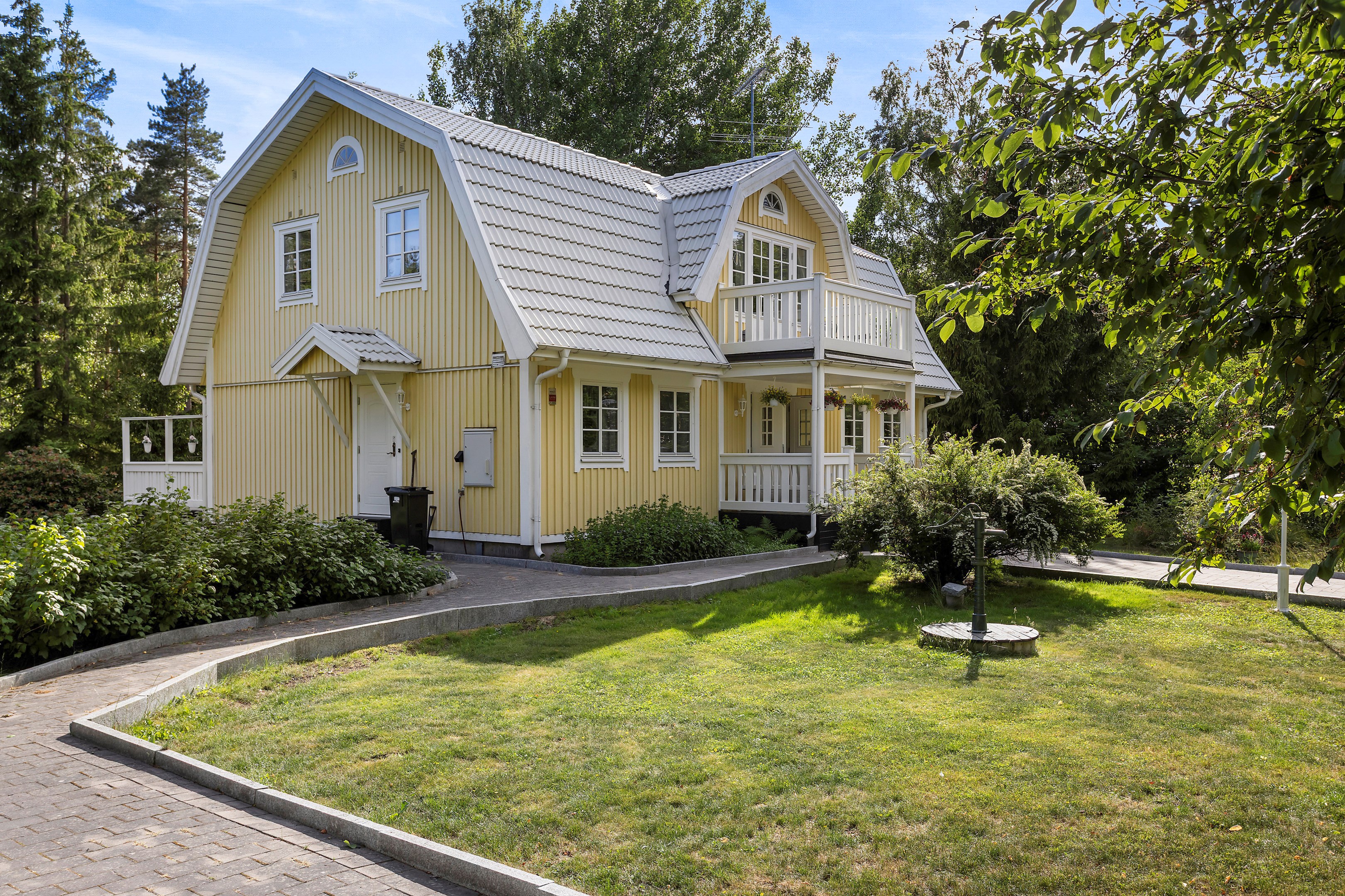 Bostadsbild från Tessinvägen 23, Till salu i Hasseludden, Nacka