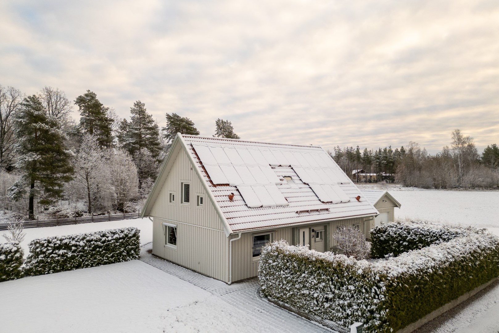 Bostadsbild från Aberga byväg 14, Såld i Aberga, Västerås